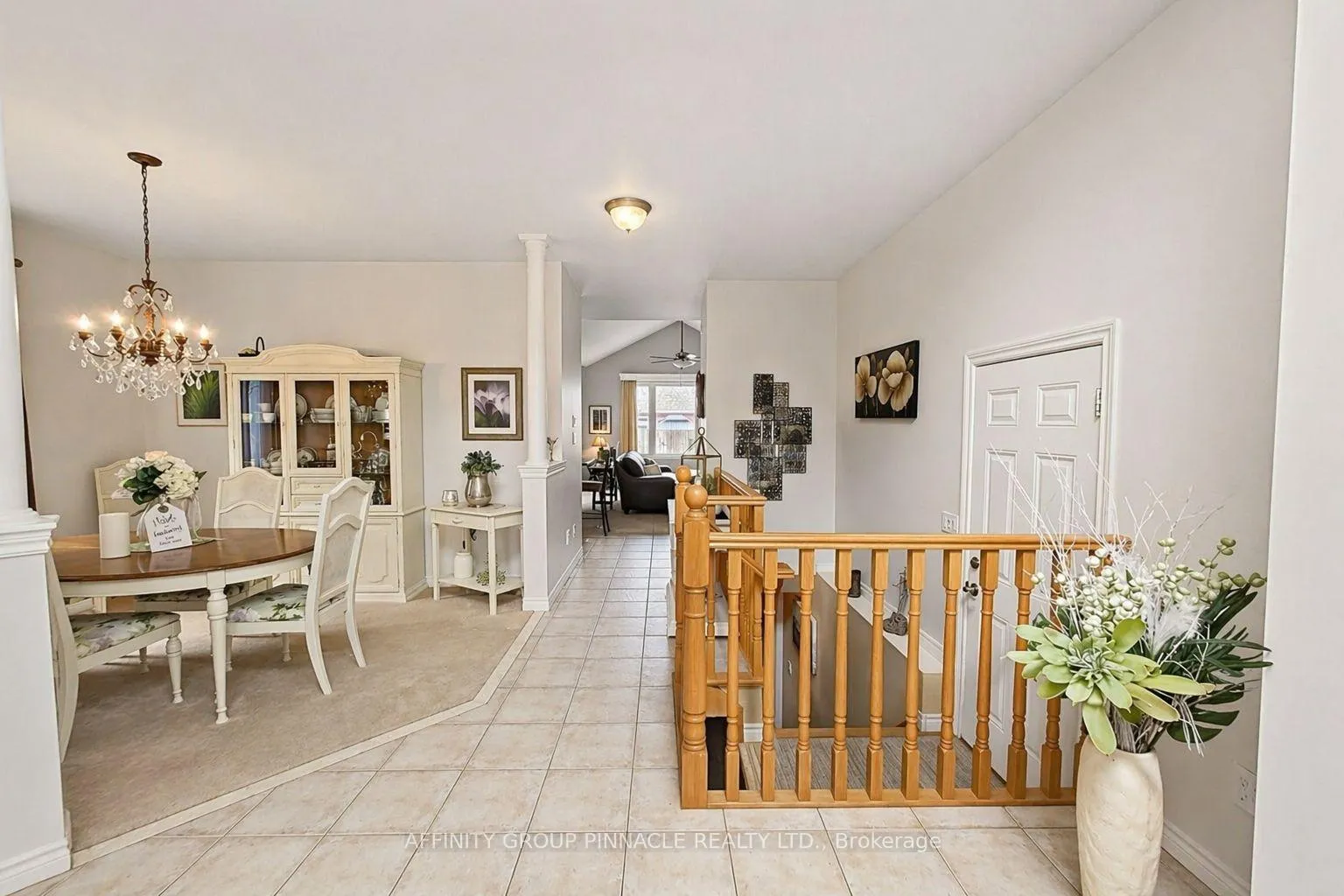 Photo 8 of 63 Ellis Crescent, Kawartha Lakes, Lindsay — HOMEH