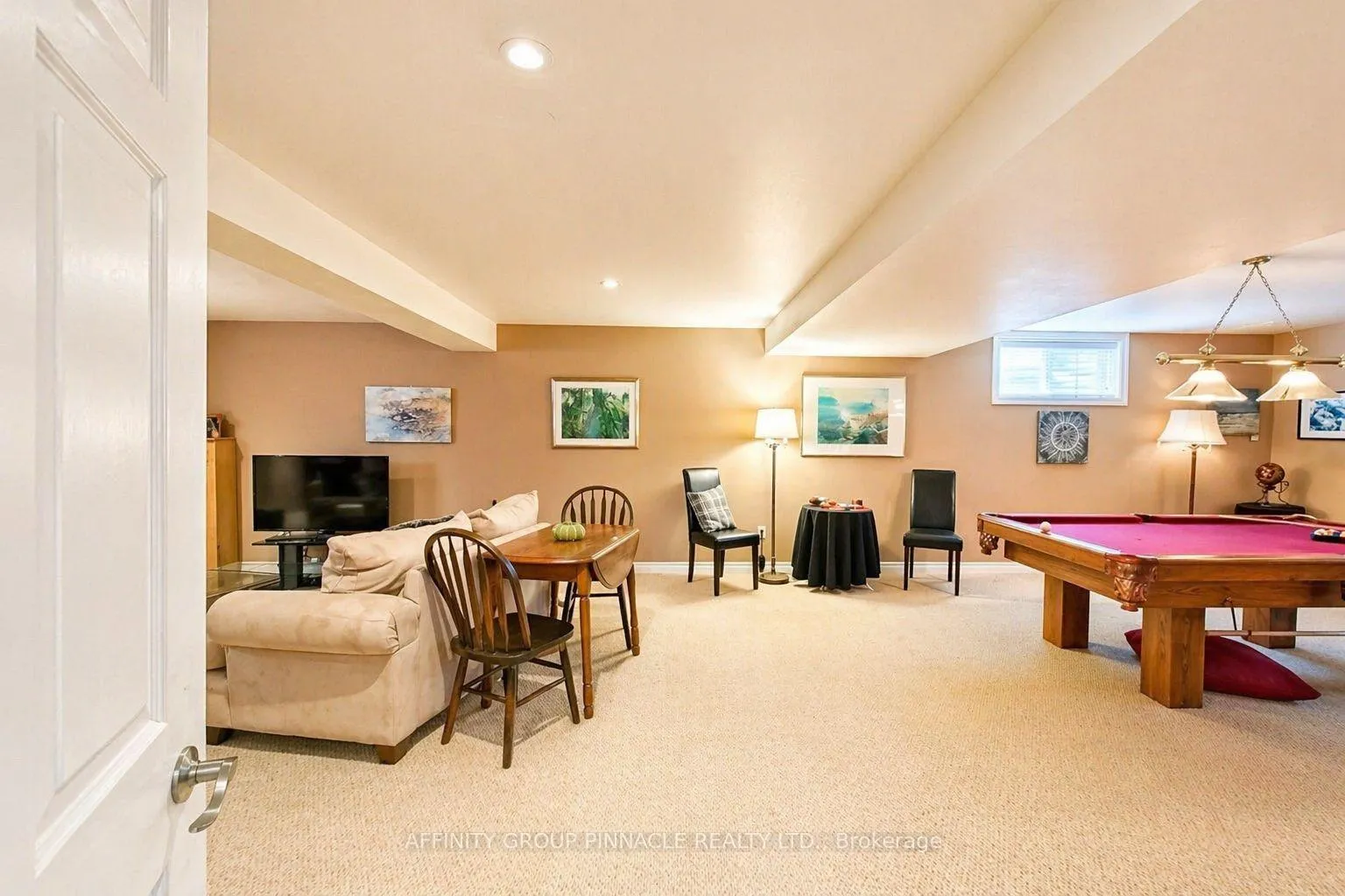 Photo 25 of 63 Ellis Crescent, Kawartha Lakes, Lindsay — HOMEH
