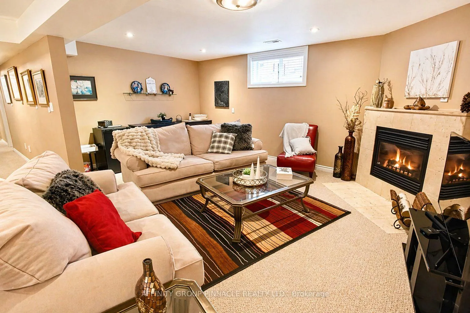 Photo 28 of 63 Ellis Crescent, Kawartha Lakes, Lindsay — HOMEH