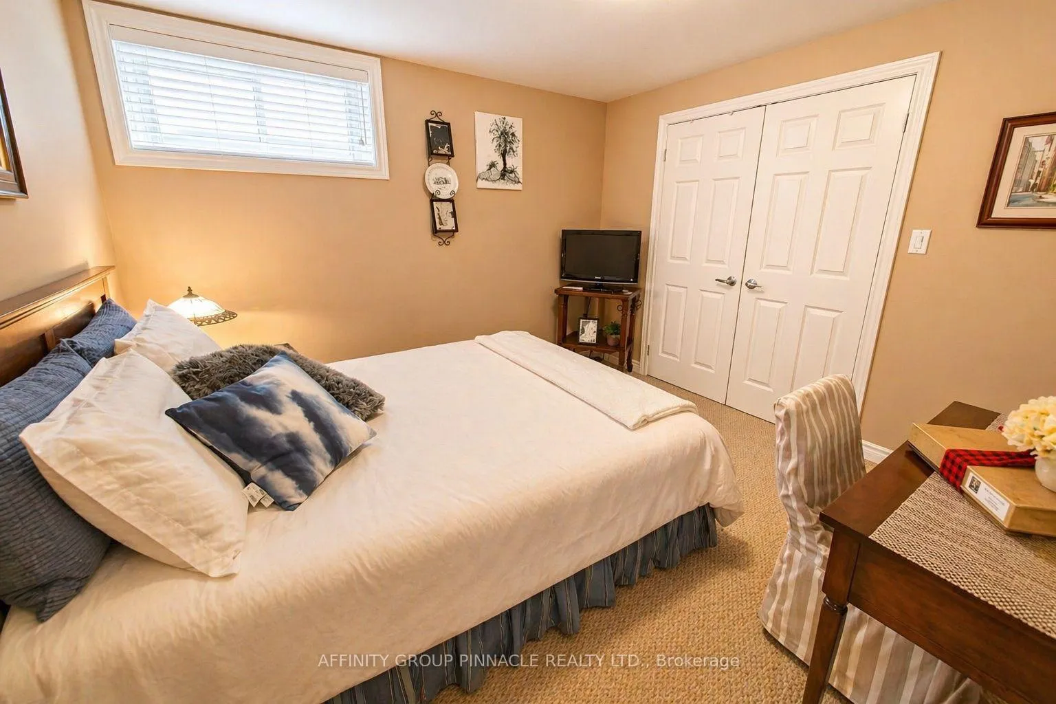 Photo 34 of 63 Ellis Crescent, Kawartha Lakes, Lindsay — HOMEH