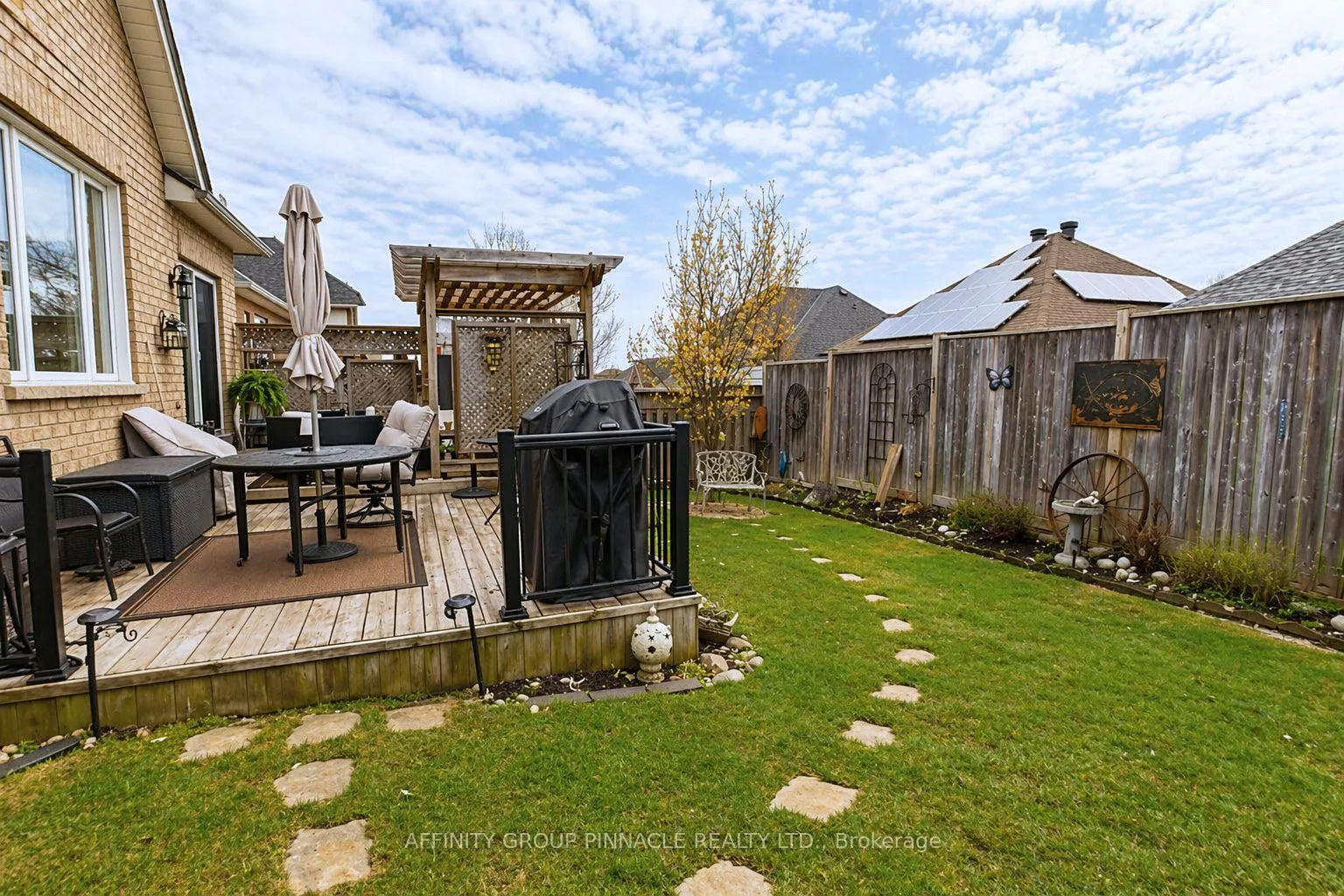 Photo 42 of 63 Ellis Crescent, Kawartha Lakes, Lindsay — HOMEH