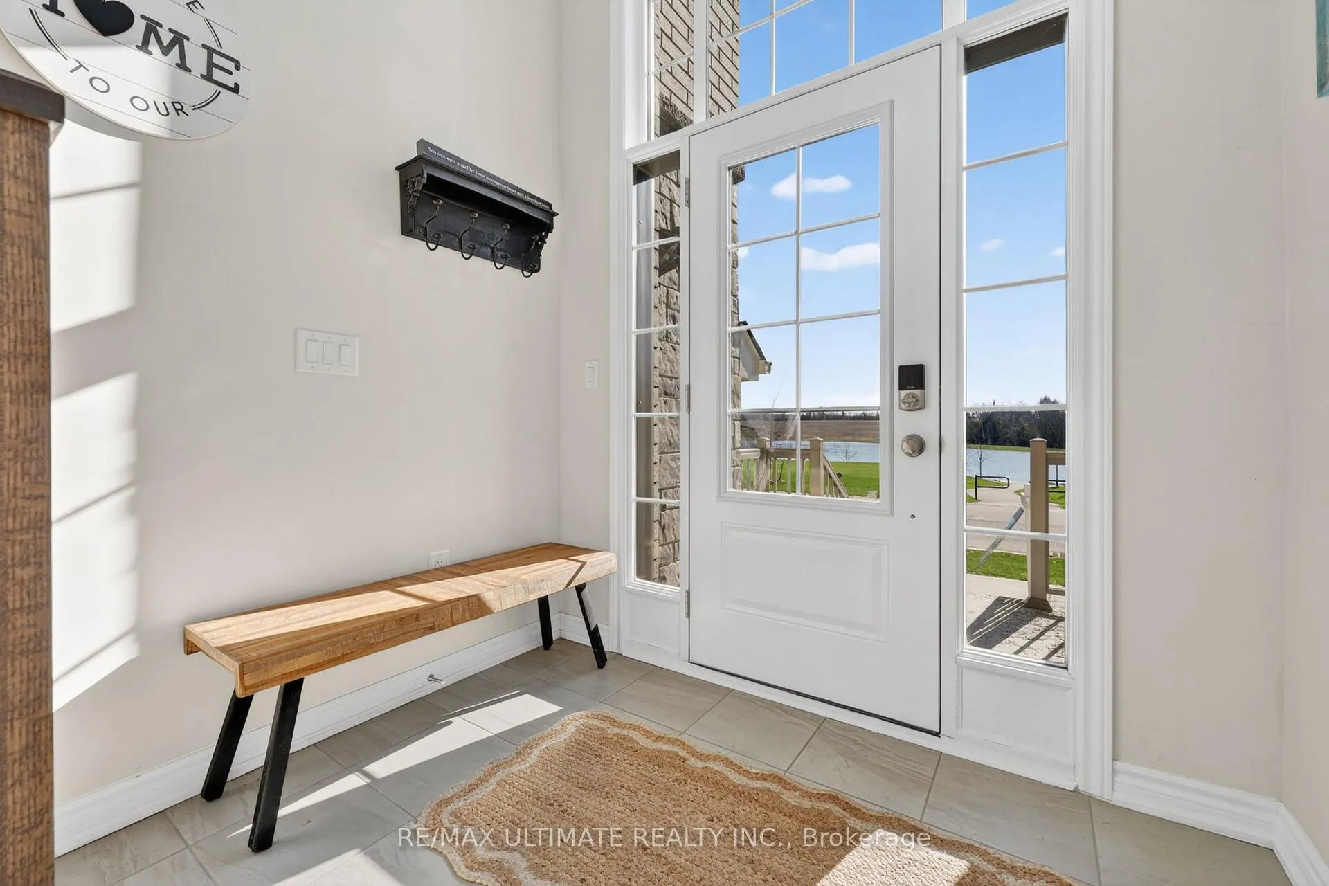 Photo 2 of 2962 Monarch Drive, Orillia — HOMEH