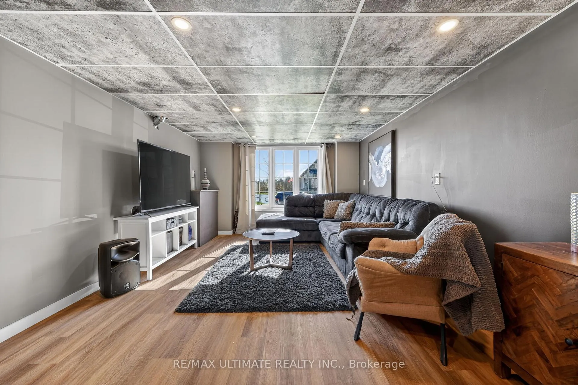 Photo 35 of 2962 Monarch Drive, Orillia — HOMEH