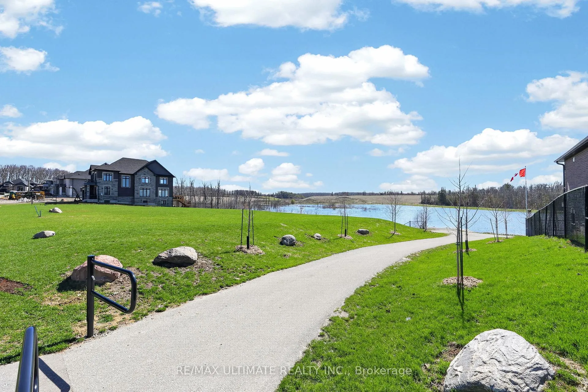 Photo 43 of 2962 Monarch Drive, Orillia — HOMEH