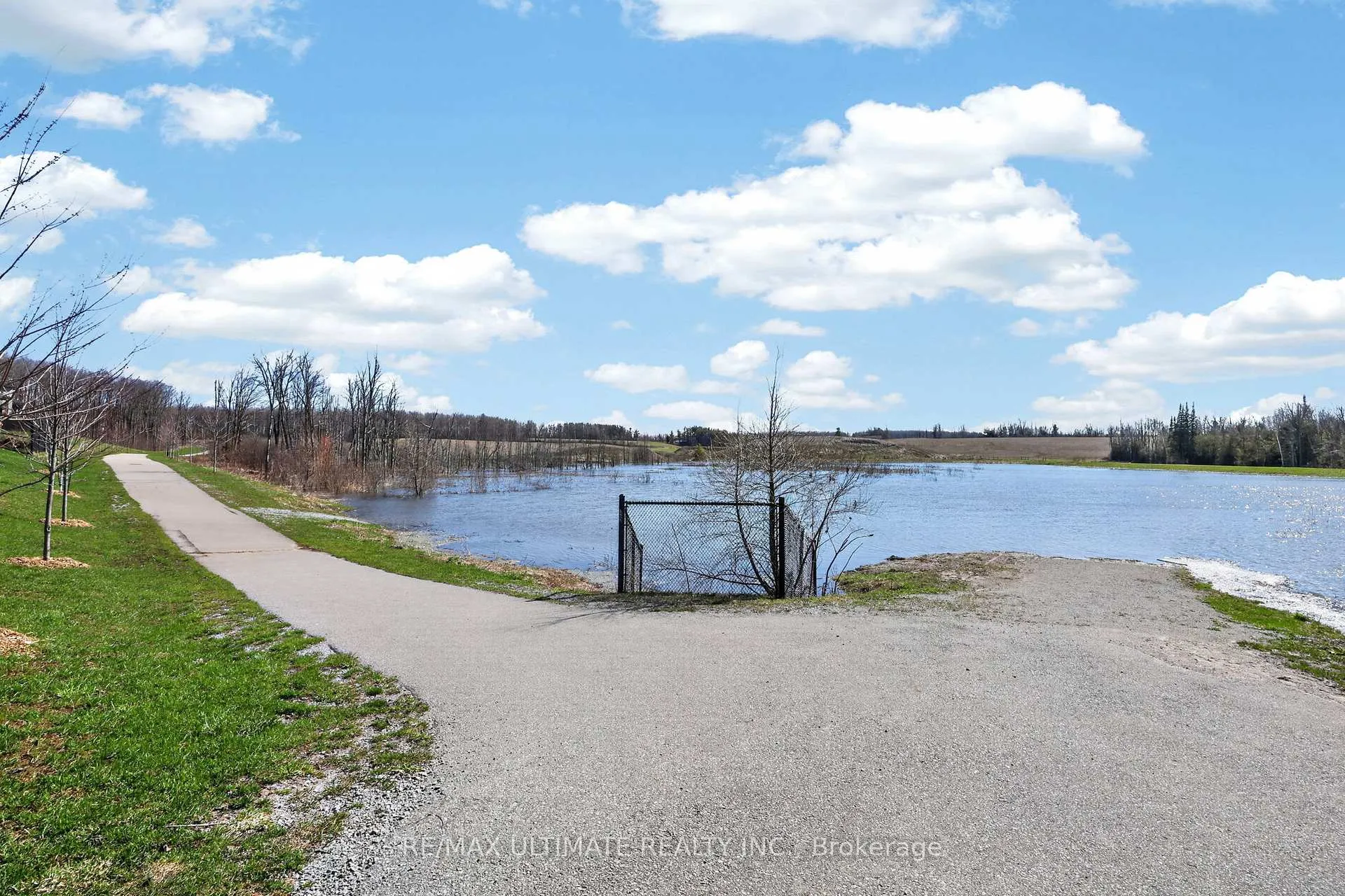 Photo 46 of 2962 Monarch Drive, Orillia — HOMEH