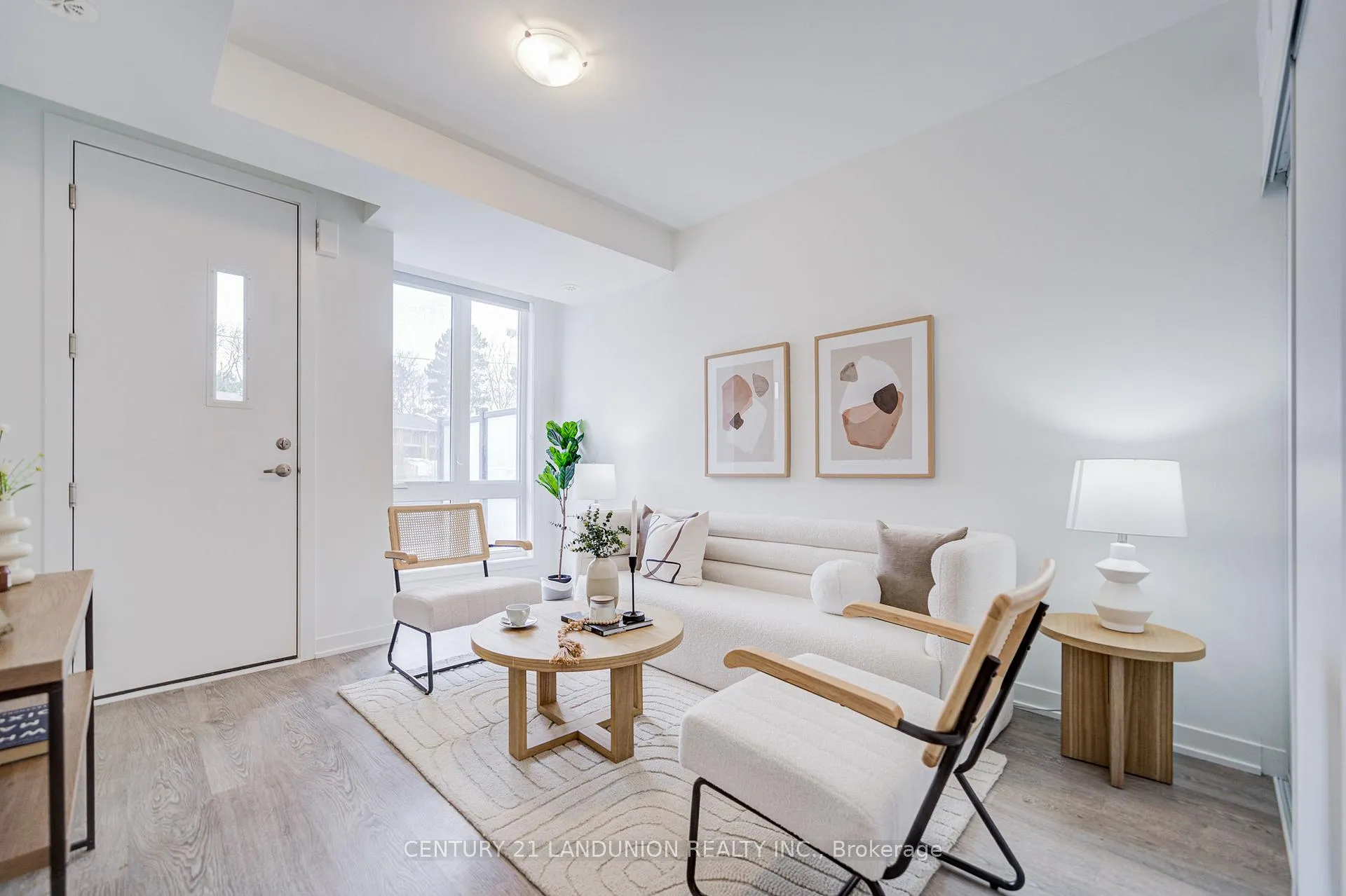 Photo 3 of 70 Turtle Island Road, Toronto, Englemount-Lawrence — HOMEH