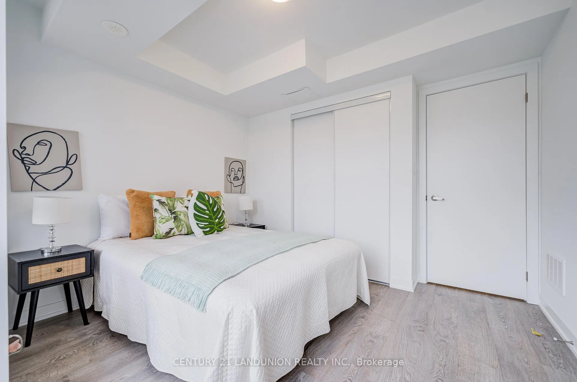 Photo 15 of 70 Turtle Island Road, Toronto, Englemount-Lawrence — HOMEH