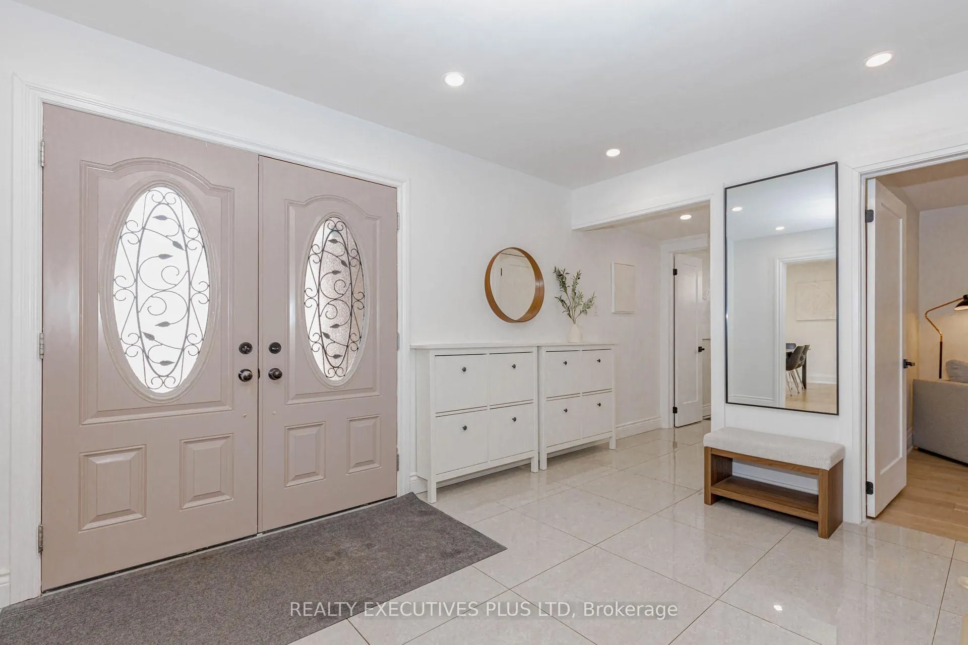 Photo 4 of 68 Leander Street, Brampton, Westgate — HOMEH