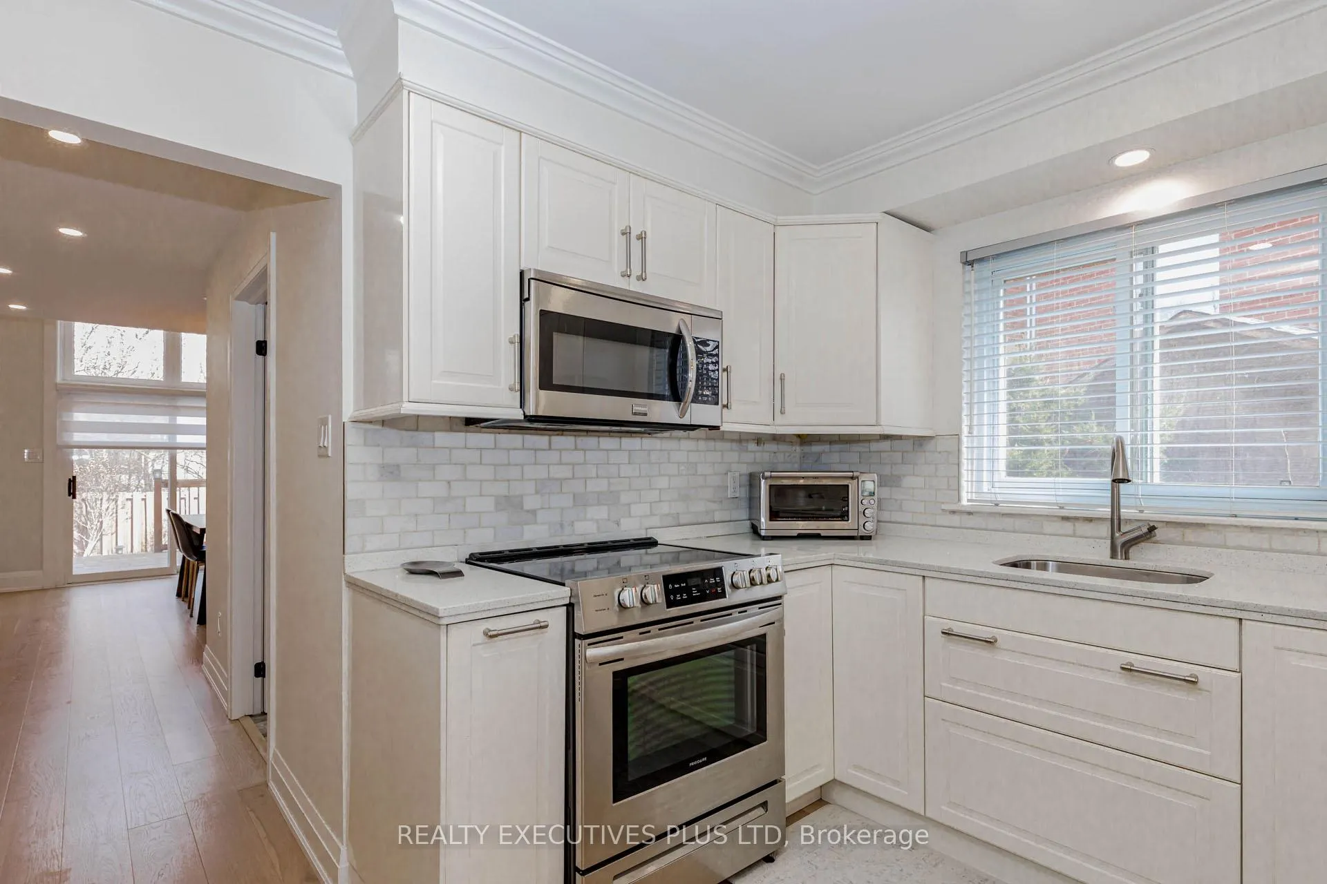 Photo 16 of 68 Leander Street, Brampton, Westgate — HOMEH
