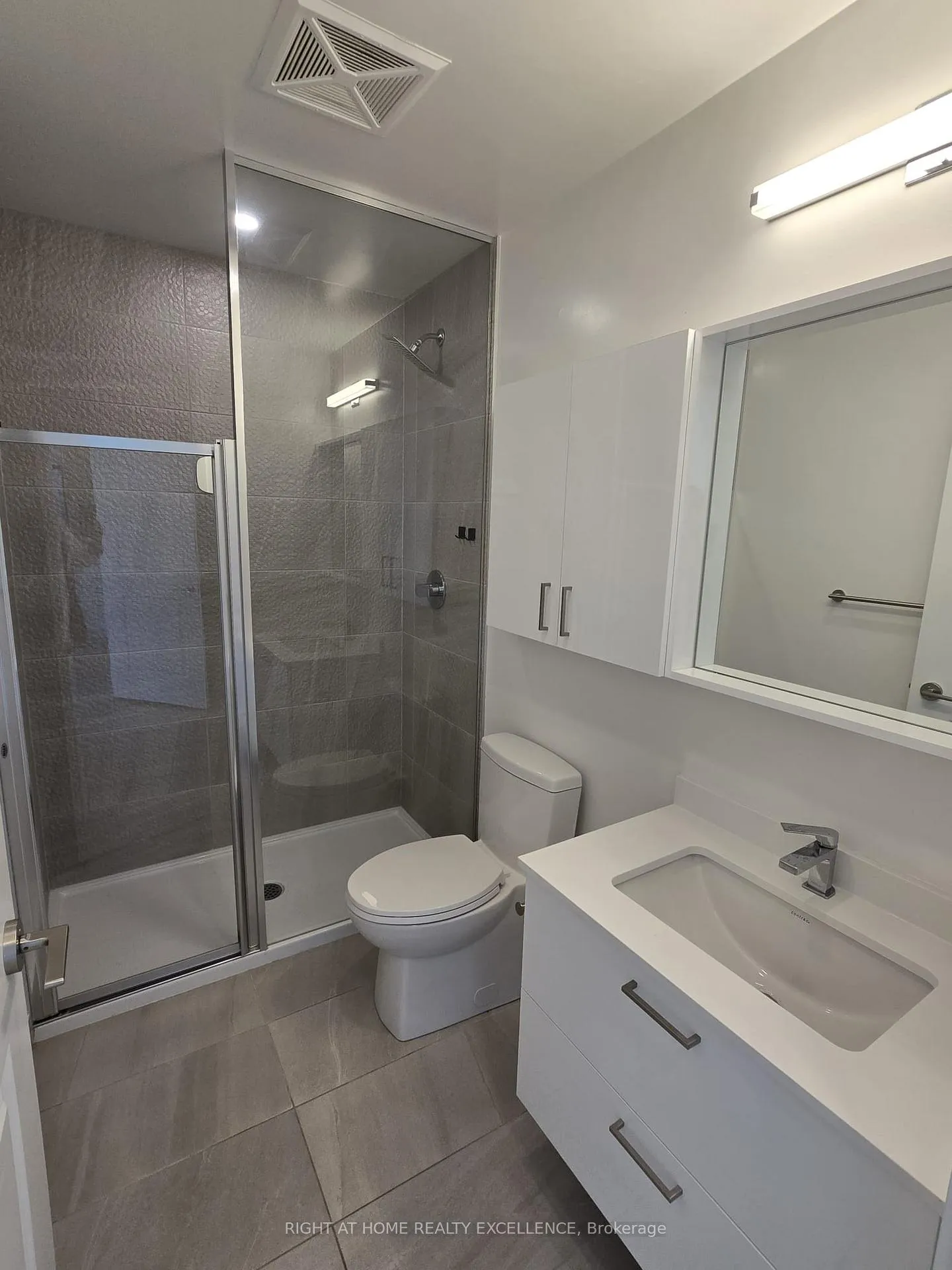 Photo 12 of Unit 3010, 30 Upper Mall Way, Vaughan, Brownridge — HOMEH