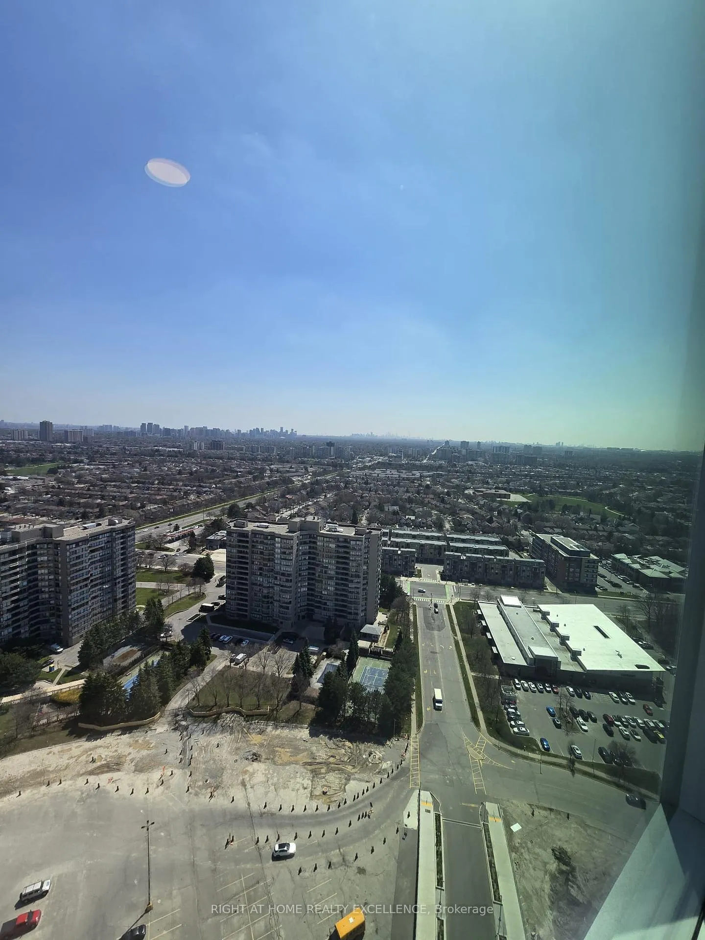 Photo 15 of Unit 3010, 30 Upper Mall Way, Vaughan, Brownridge — HOMEH