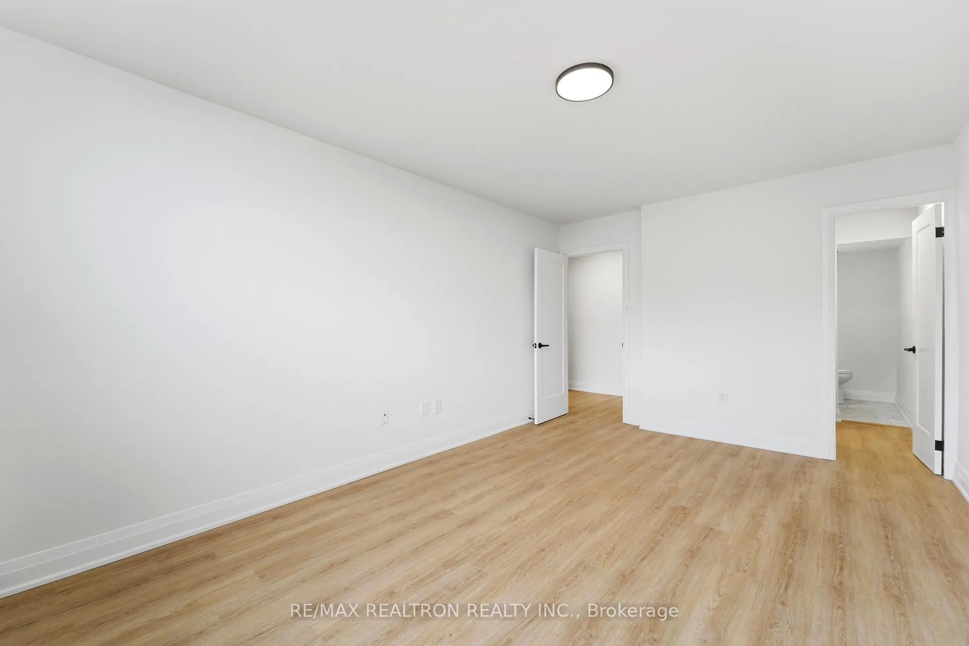 Photo 16 of Unit 1410, 370 Dixon Road, Etobicoke, Kingsview Village-The Westway — HOMEH