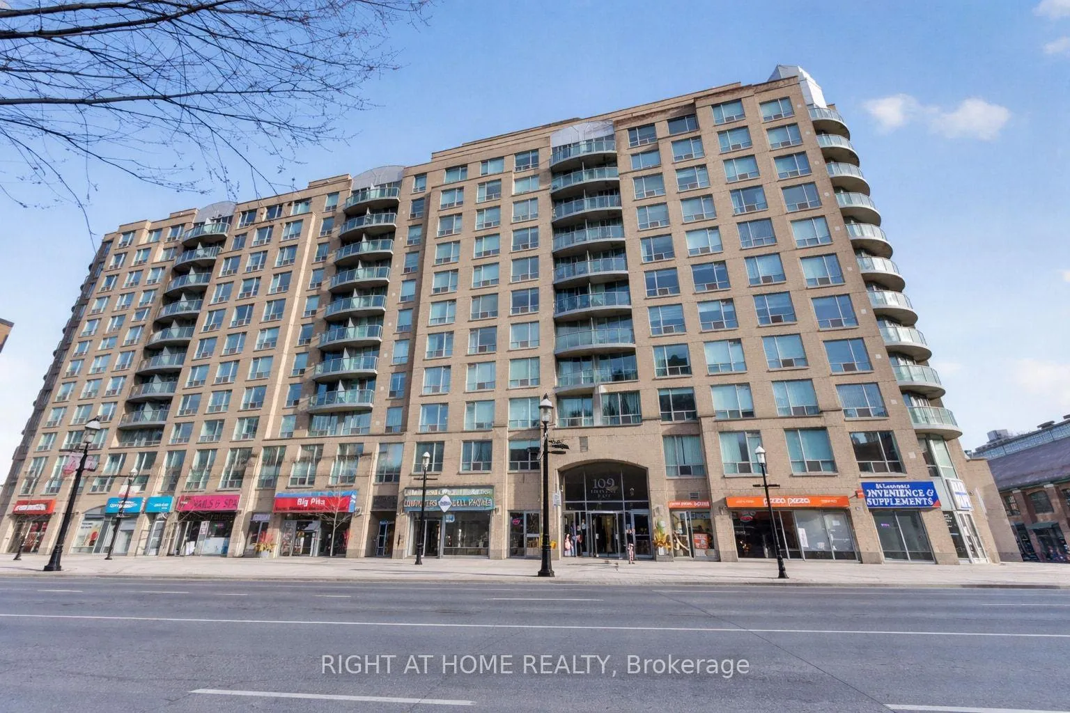 Photo 1 of Unit 534, 109 Front Street E, Toronto, Waterfront Communities — HOMEH