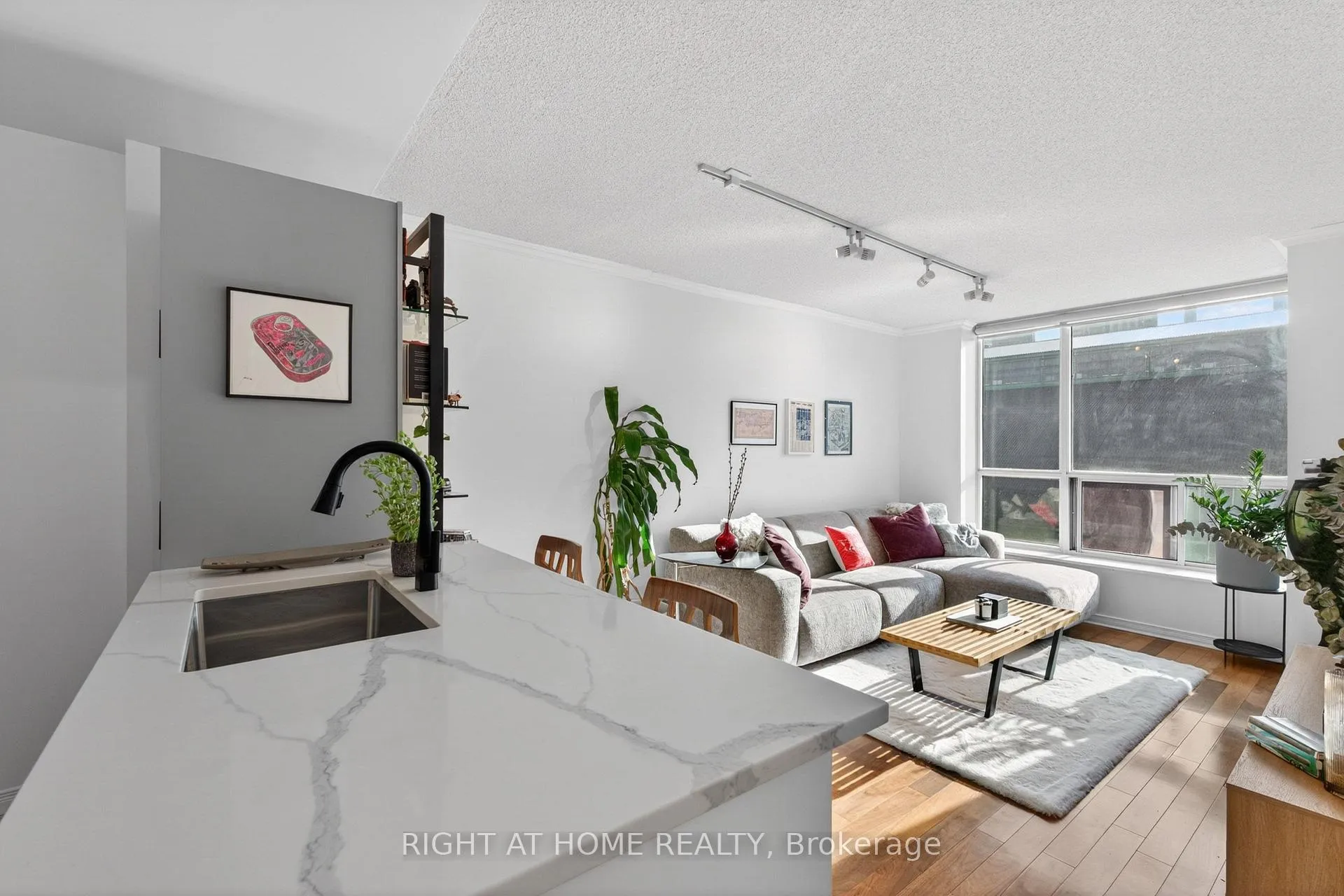 Photo 16 of Unit 534, 109 Front Street E, Toronto, Waterfront Communities — HOMEH