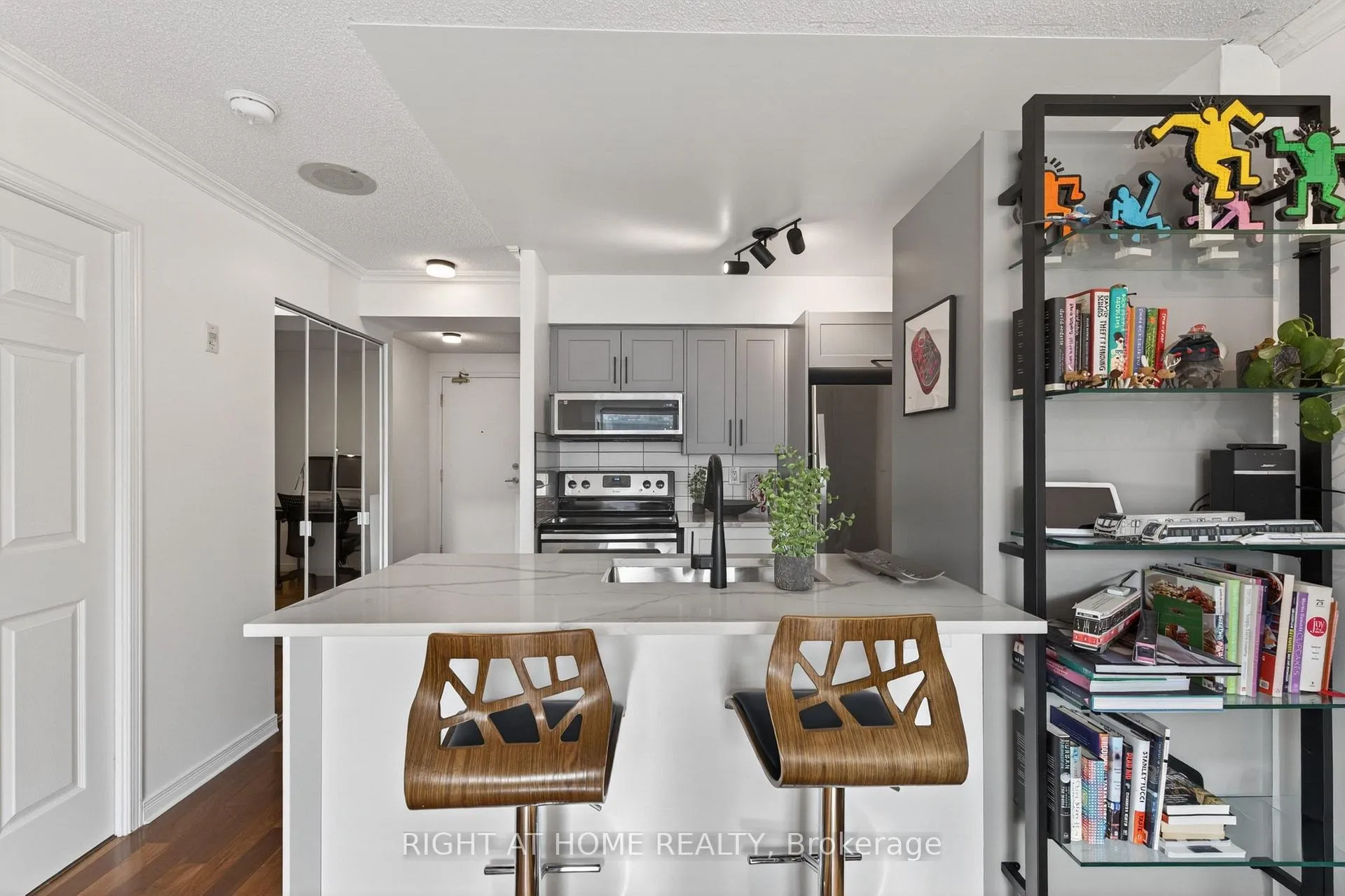 Photo 18 of Unit 534, 109 Front Street E, Toronto, Waterfront Communities — HOMEH