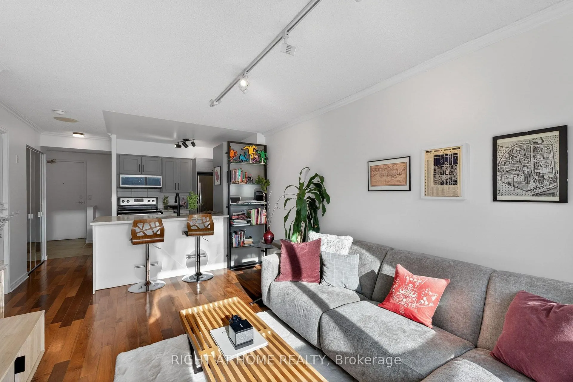 Photo 19 of Unit 534, 109 Front Street E, Toronto, Waterfront Communities — HOMEH