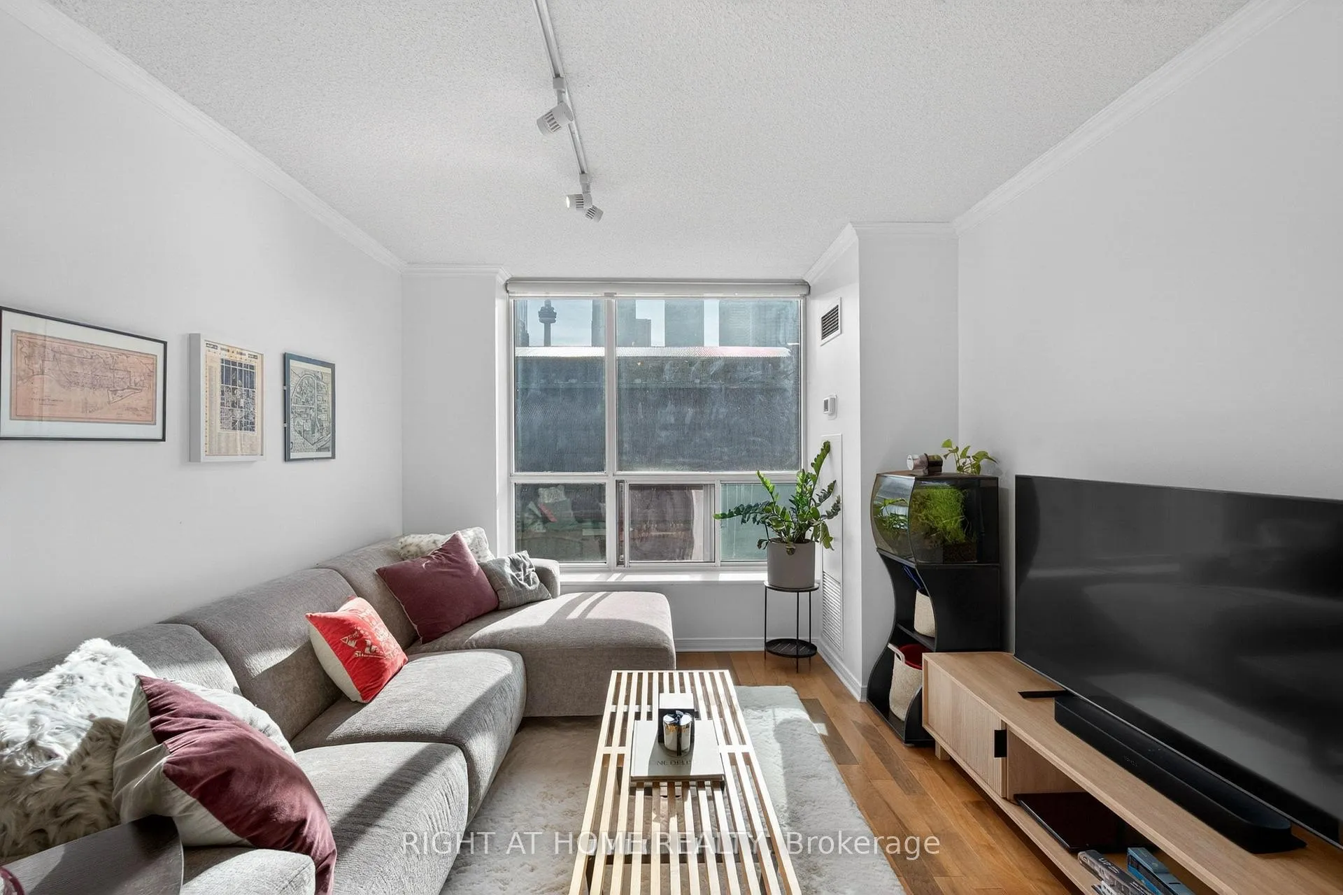 Photo 22 of Unit 534, 109 Front Street E, Toronto, Waterfront Communities — HOMEH