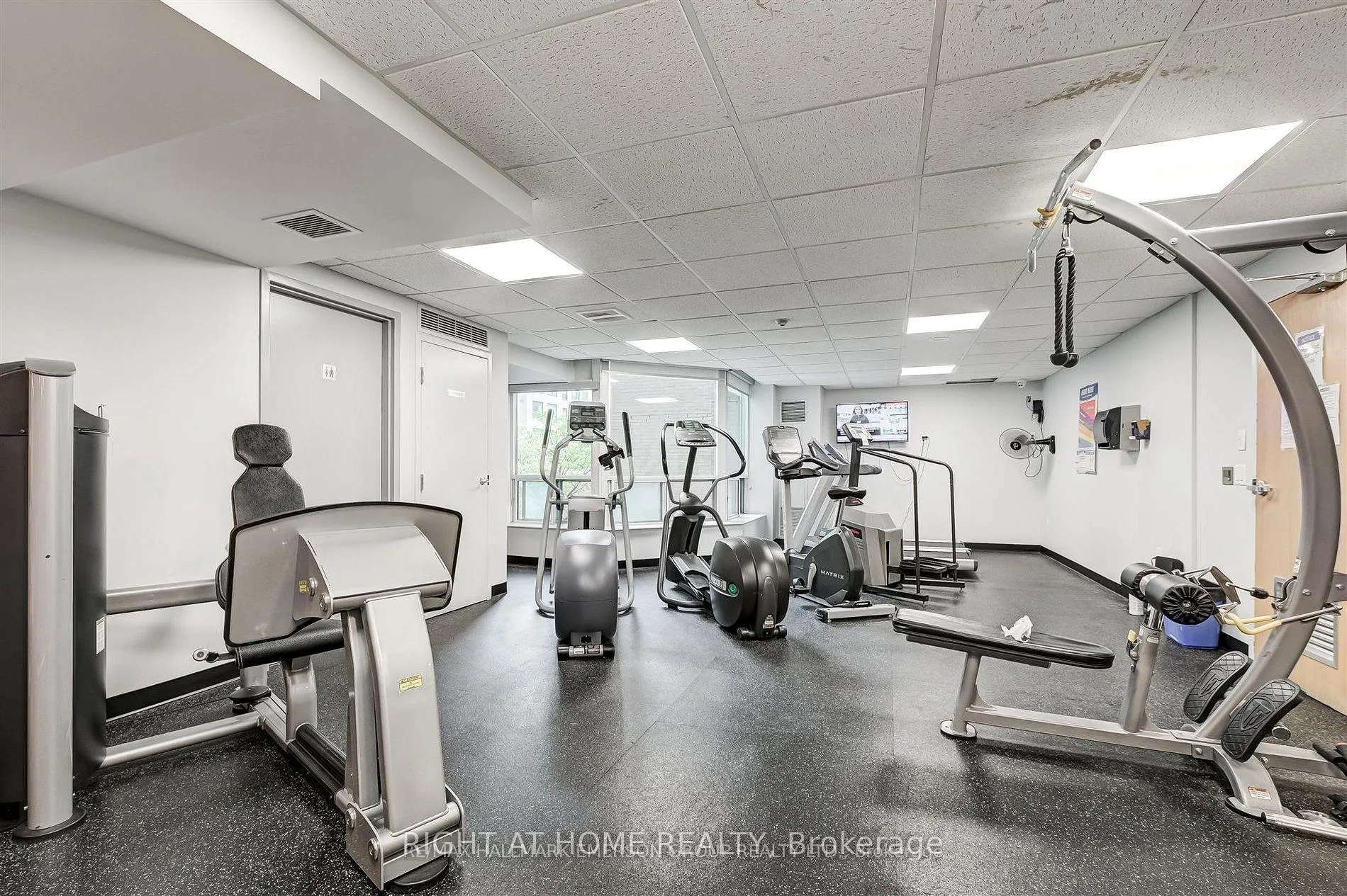 Photo 32 of Unit 534, 109 Front Street E, Toronto, Waterfront Communities — HOMEH