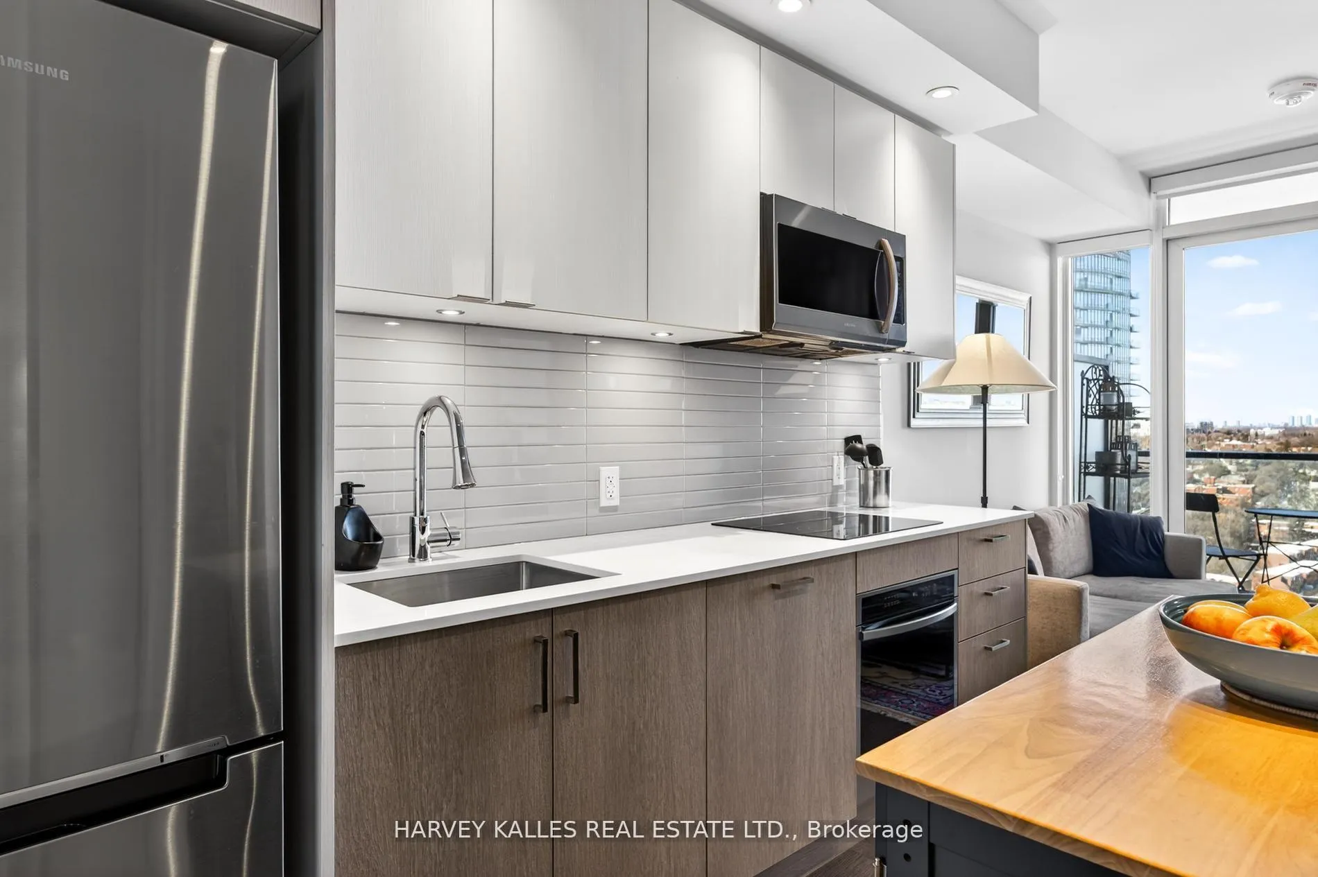 Photo 3 of Unit 2201, 1926 Lake Shore Boulevard W, Toronto, South Parkdale — HOMEH