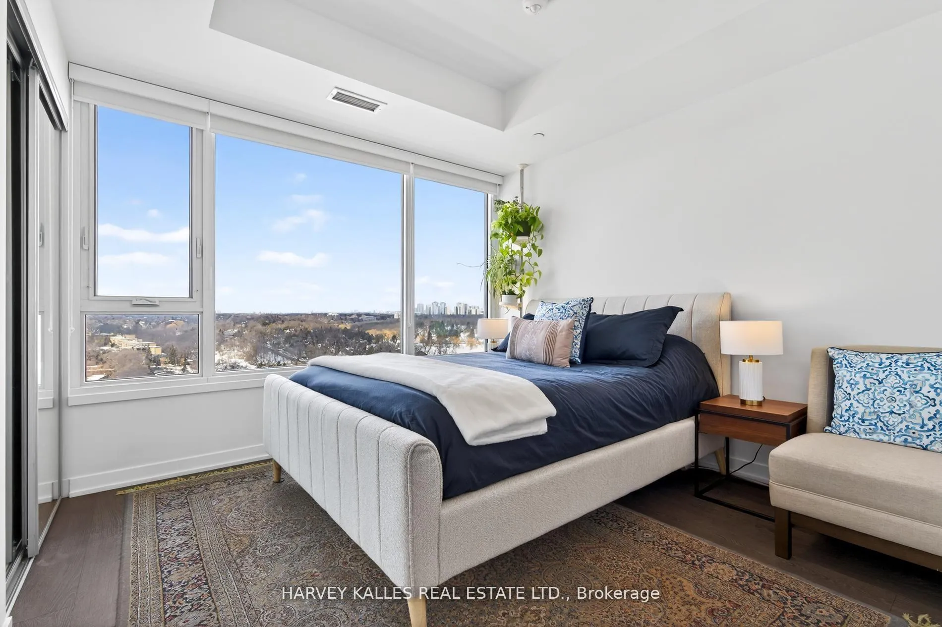 Photo 13 of Unit 2201, 1926 Lake Shore Boulevard W, Toronto, South Parkdale — HOMEH