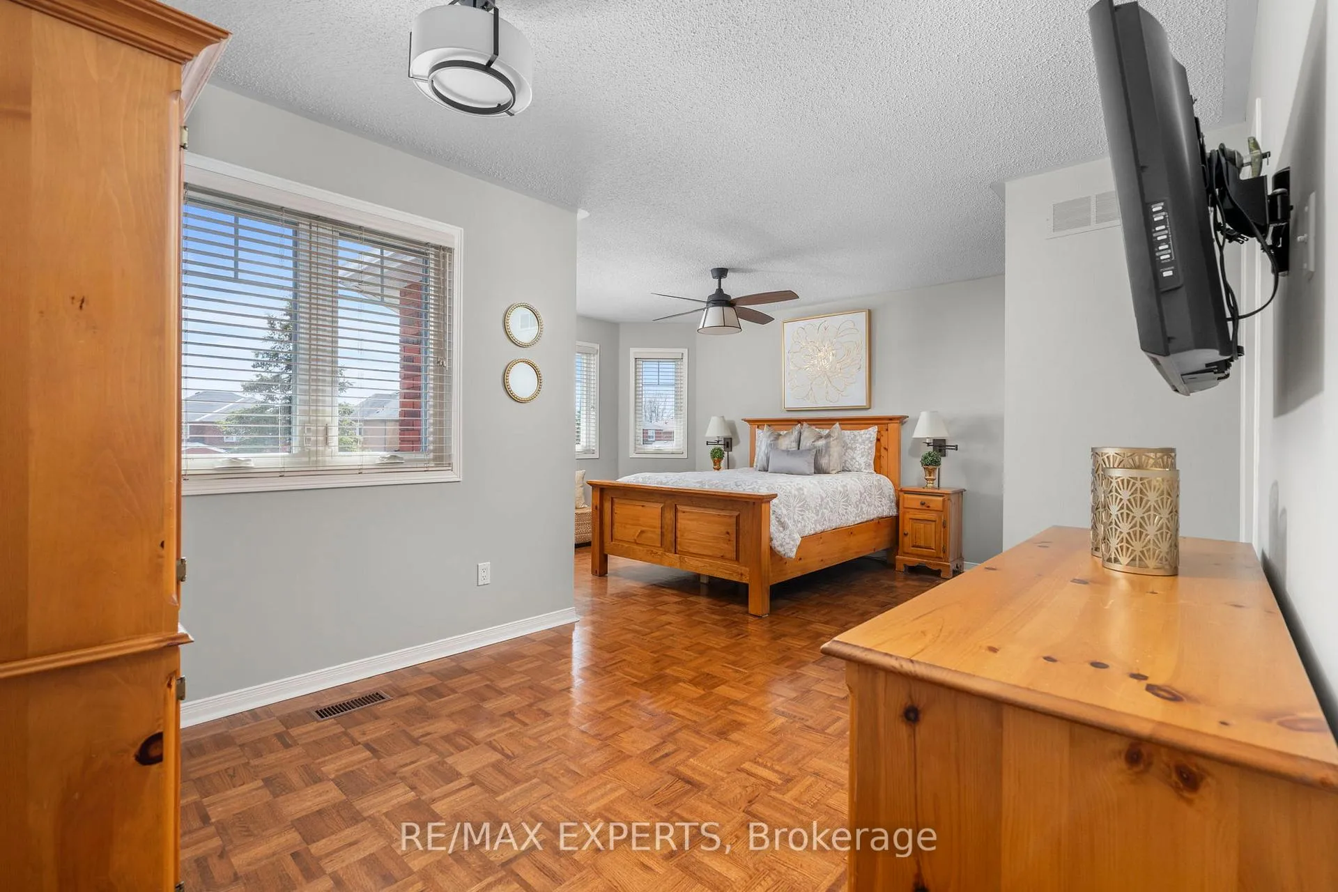Photo 19 of 64 Whitbread Avenue, Caledon, Bolton East — HOMEH