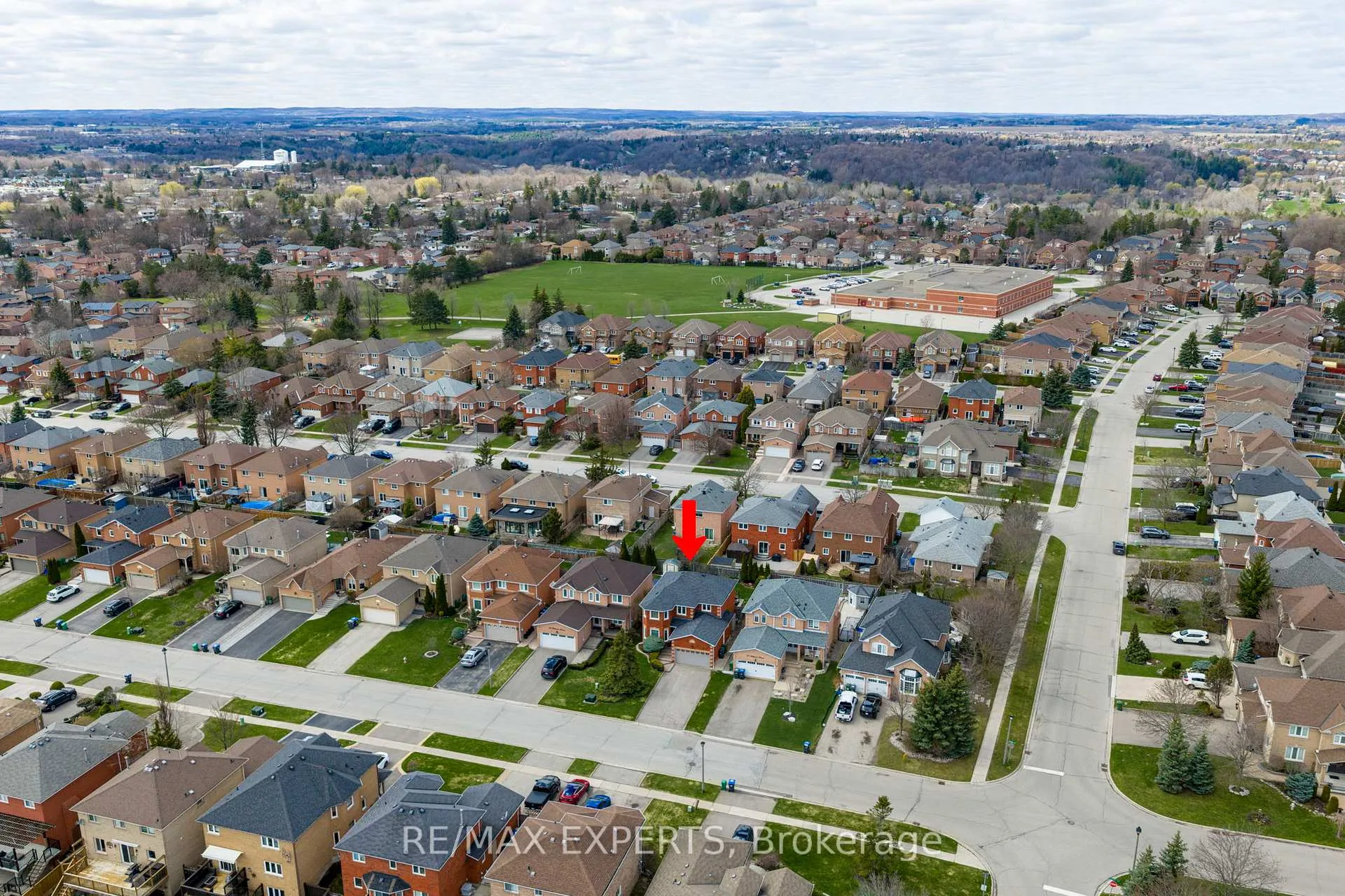 Photo 49 of 64 Whitbread Avenue, Caledon, Bolton East — HOMEH