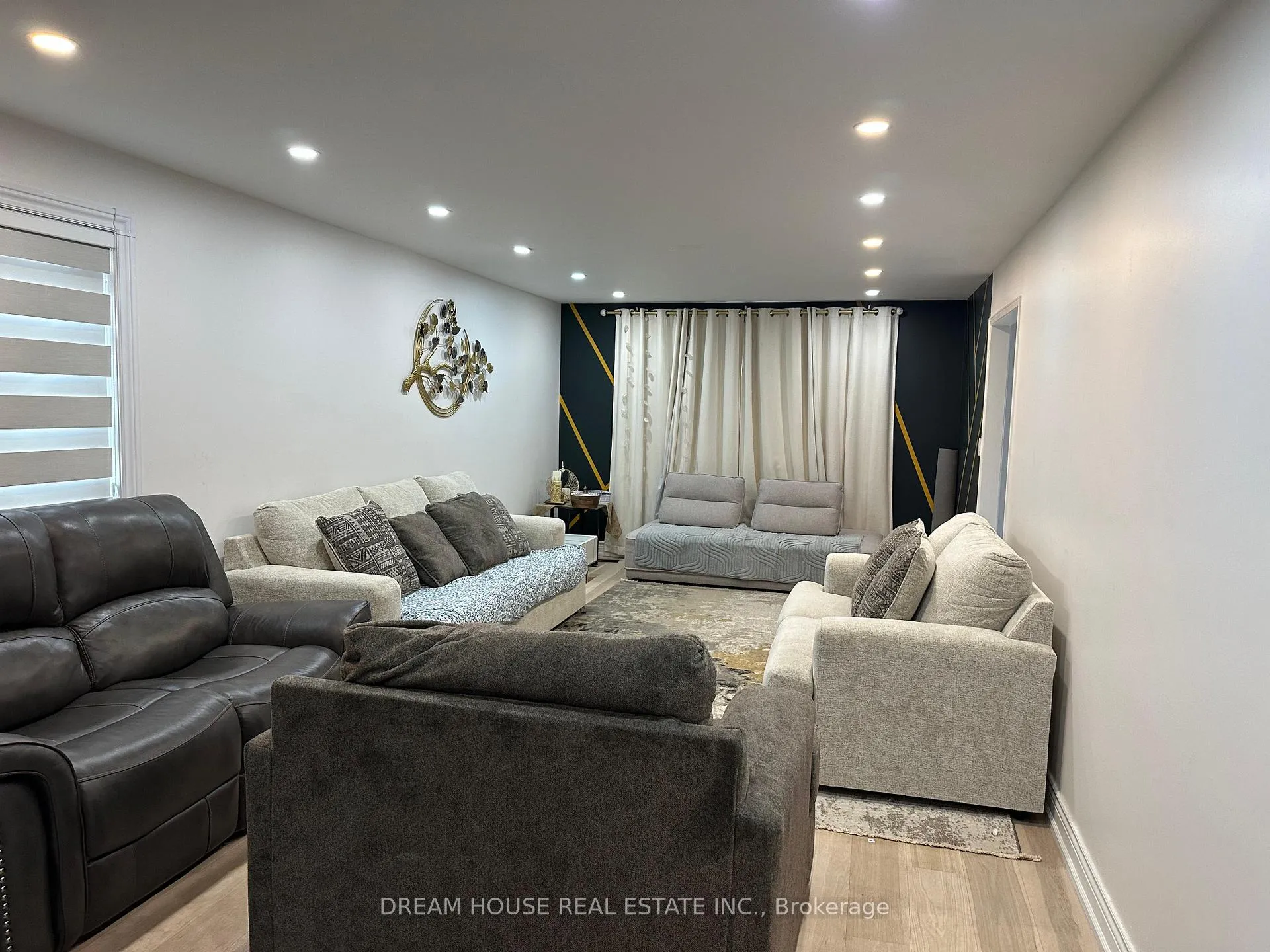 Photo 6 of 20 Harold Street, Whitby, Blue Grass Meadows — HOMEH