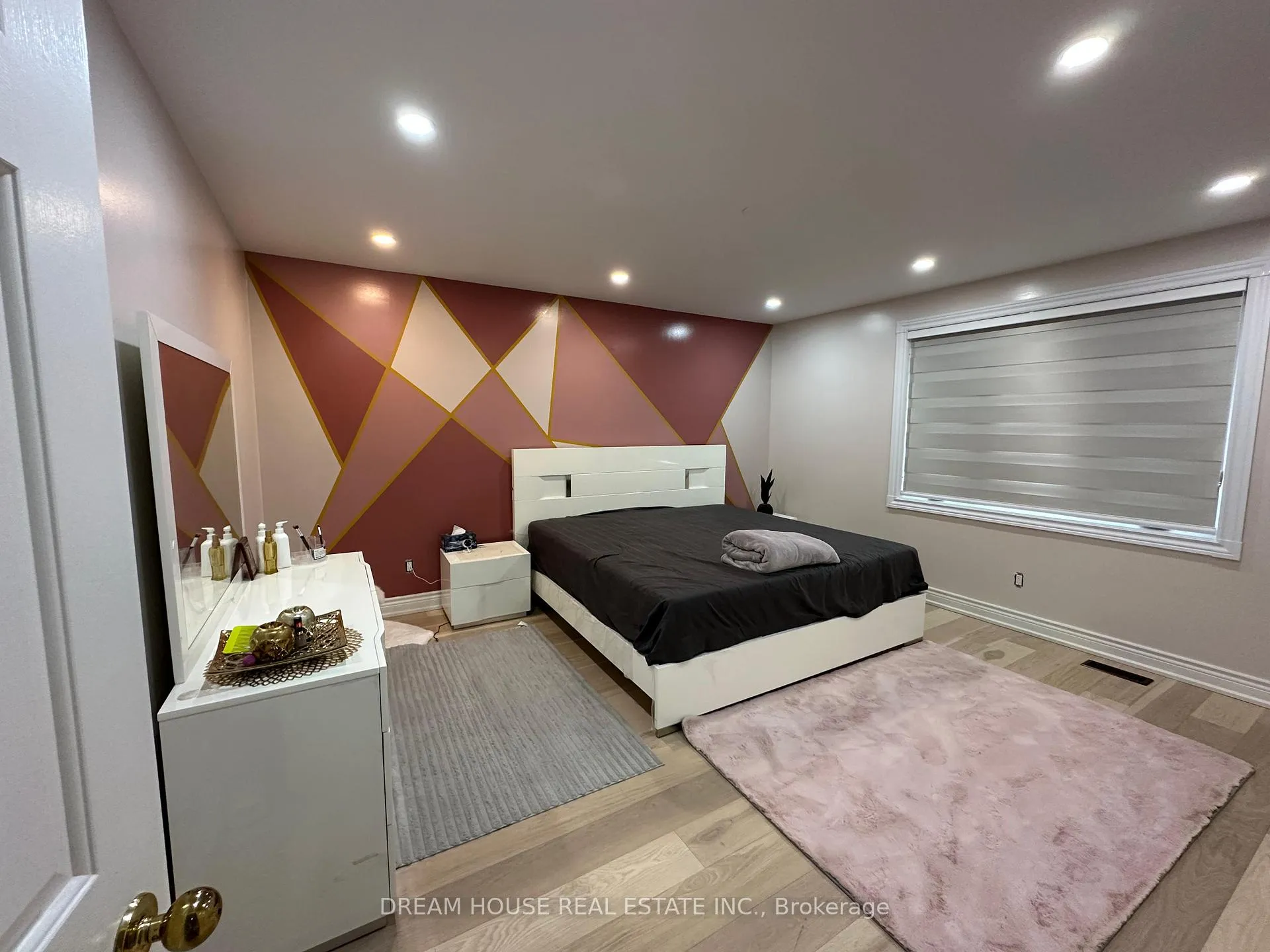 Photo 11 of 20 Harold Street, Whitby, Blue Grass Meadows — HOMEH