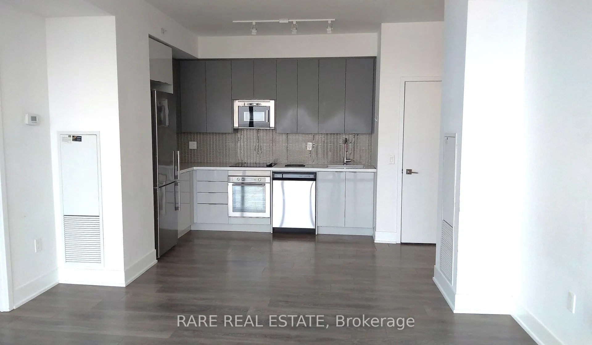 Photo 10 of Unit 1308, 2916 Highway 7 Road, Vaughan, Concord — HOMEH
