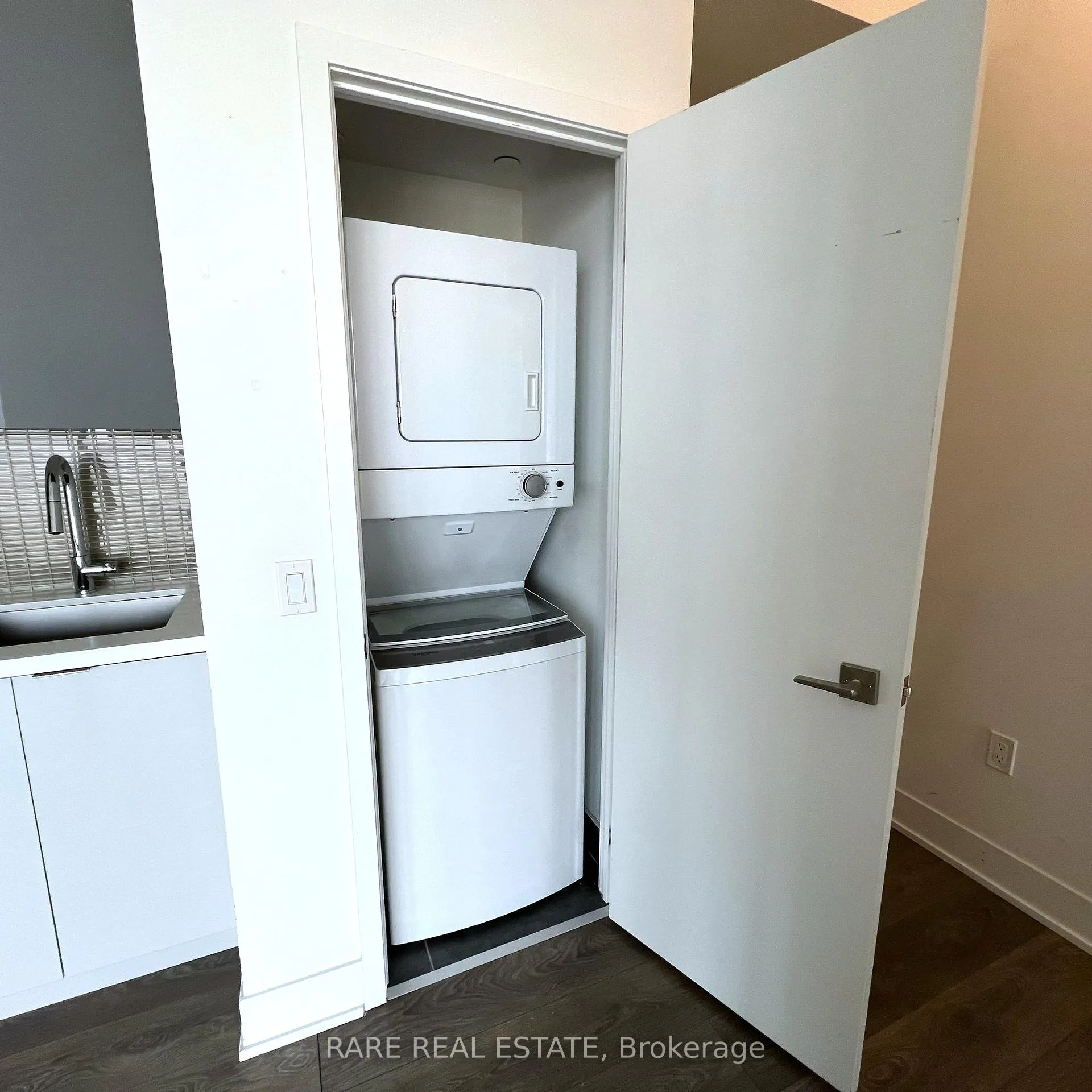 Photo 17 of Unit 1308, 2916 Highway 7 Road, Vaughan, Concord — HOMEH