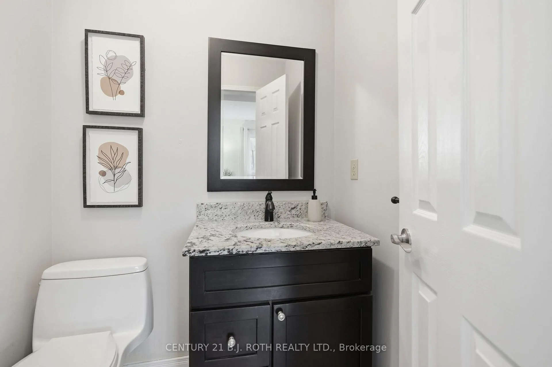 Photo 16 of 130 Athabaska Road, Barrie, Holly — HOMEH