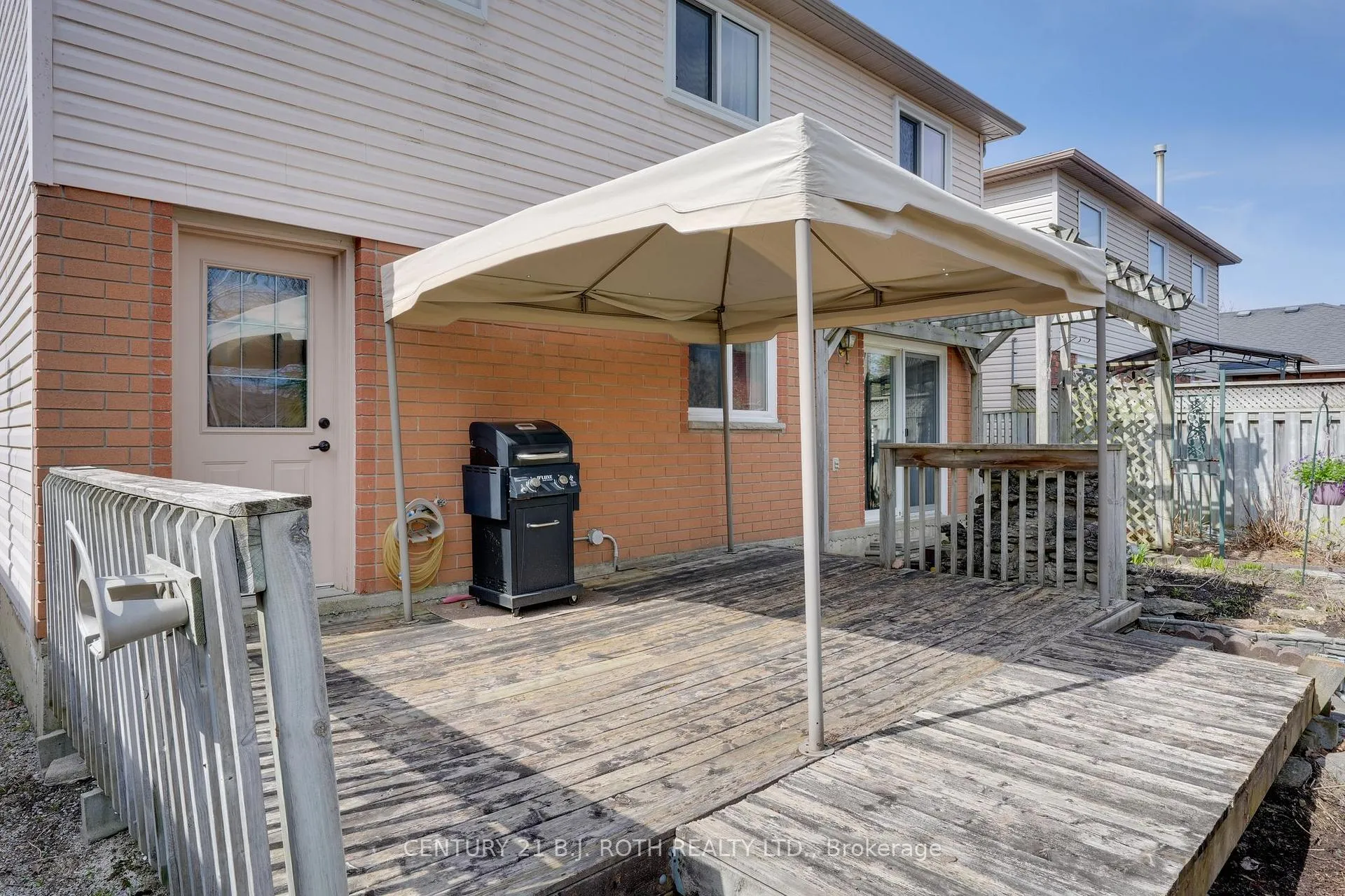 Photo 39 of 130 Athabaska Road, Barrie, Holly — HOMEH