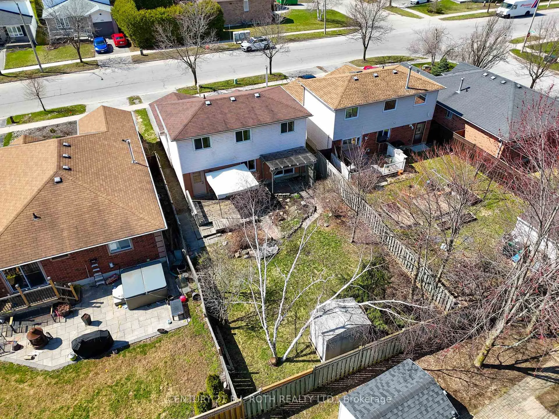 Photo 43 of 130 Athabaska Road, Barrie, Holly — HOMEH