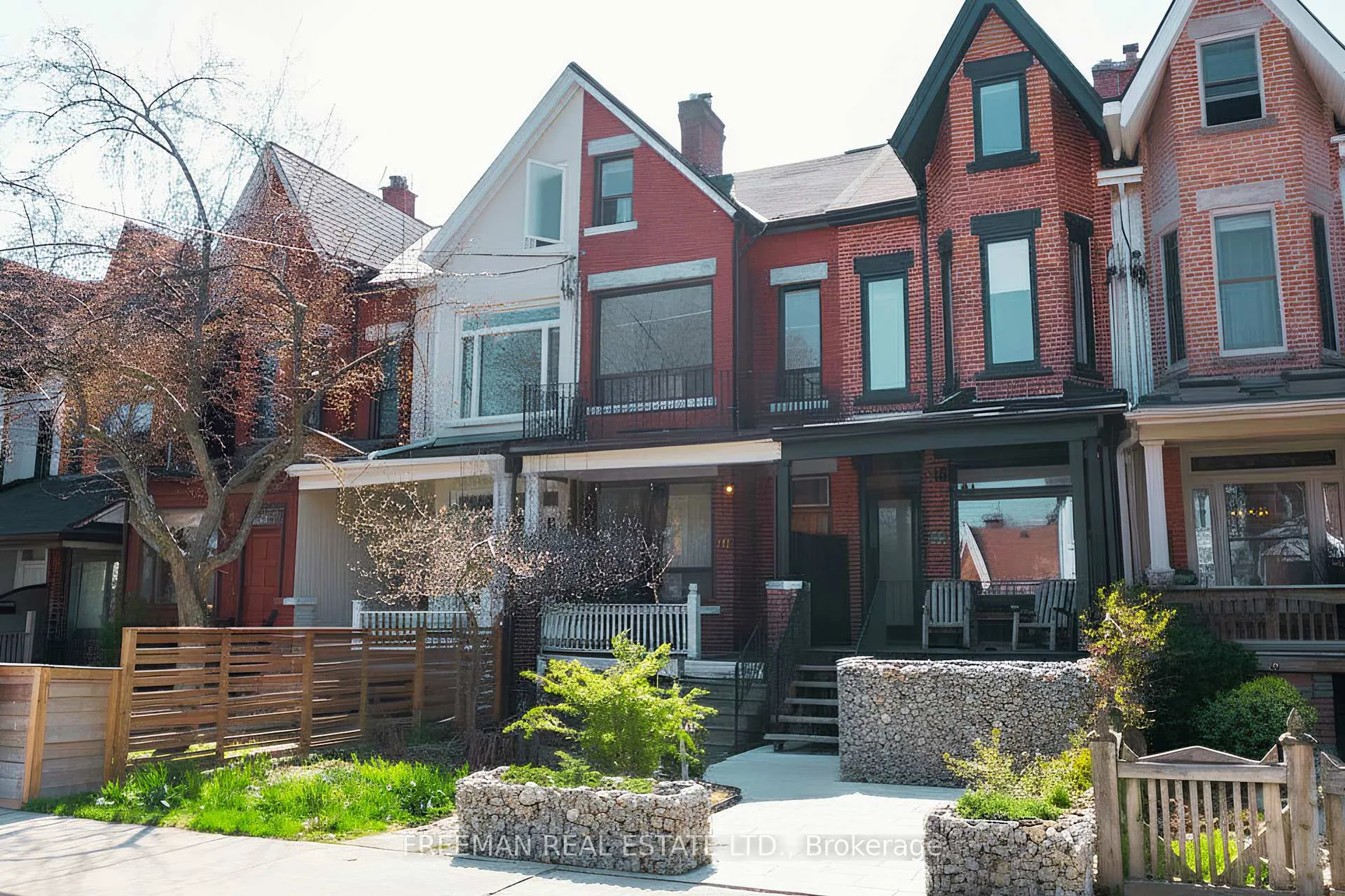 Front of 116 Brunswick Avenue