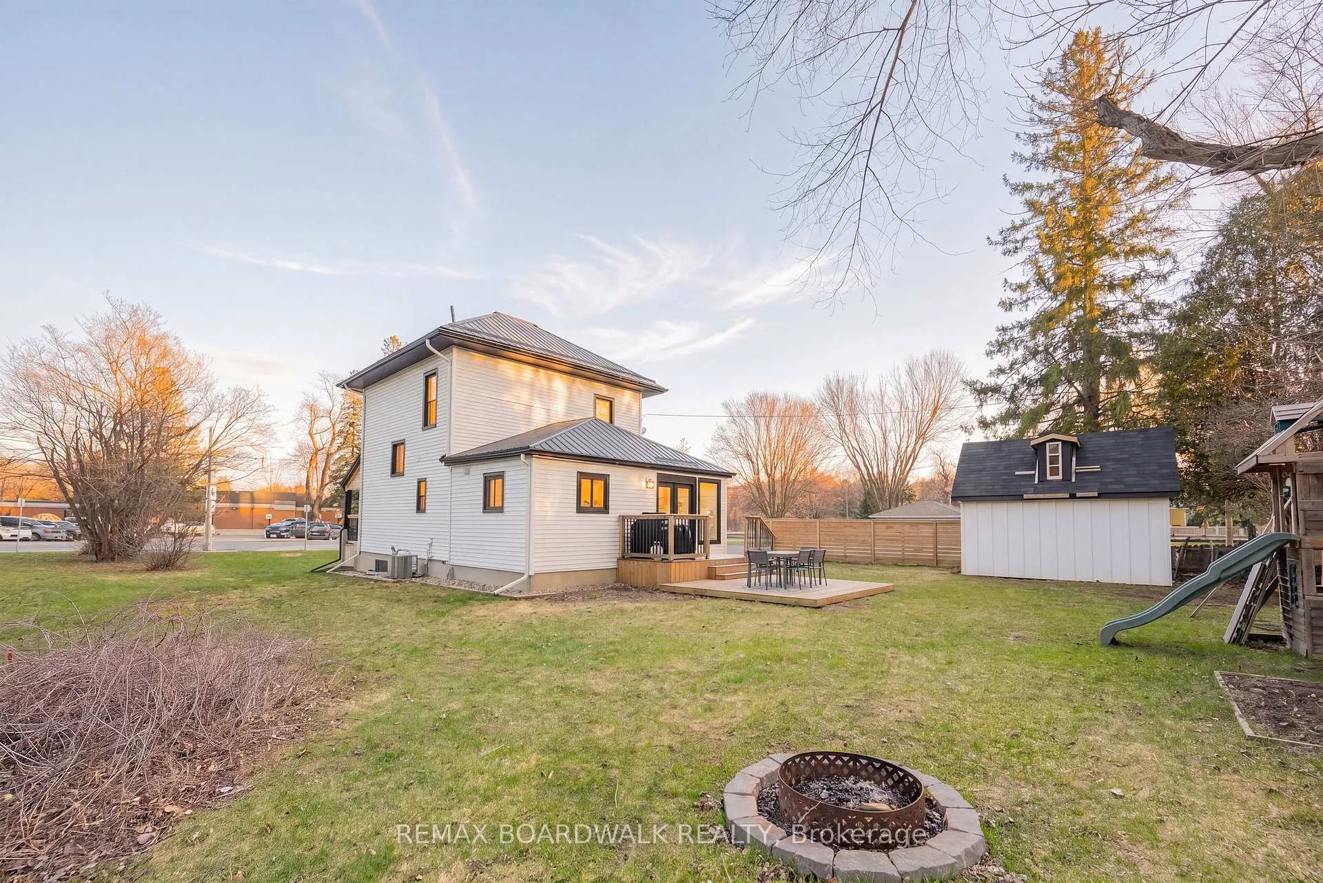 Photo 3 of 62 Craig Street, Russell, Village of Russell — HOMEH