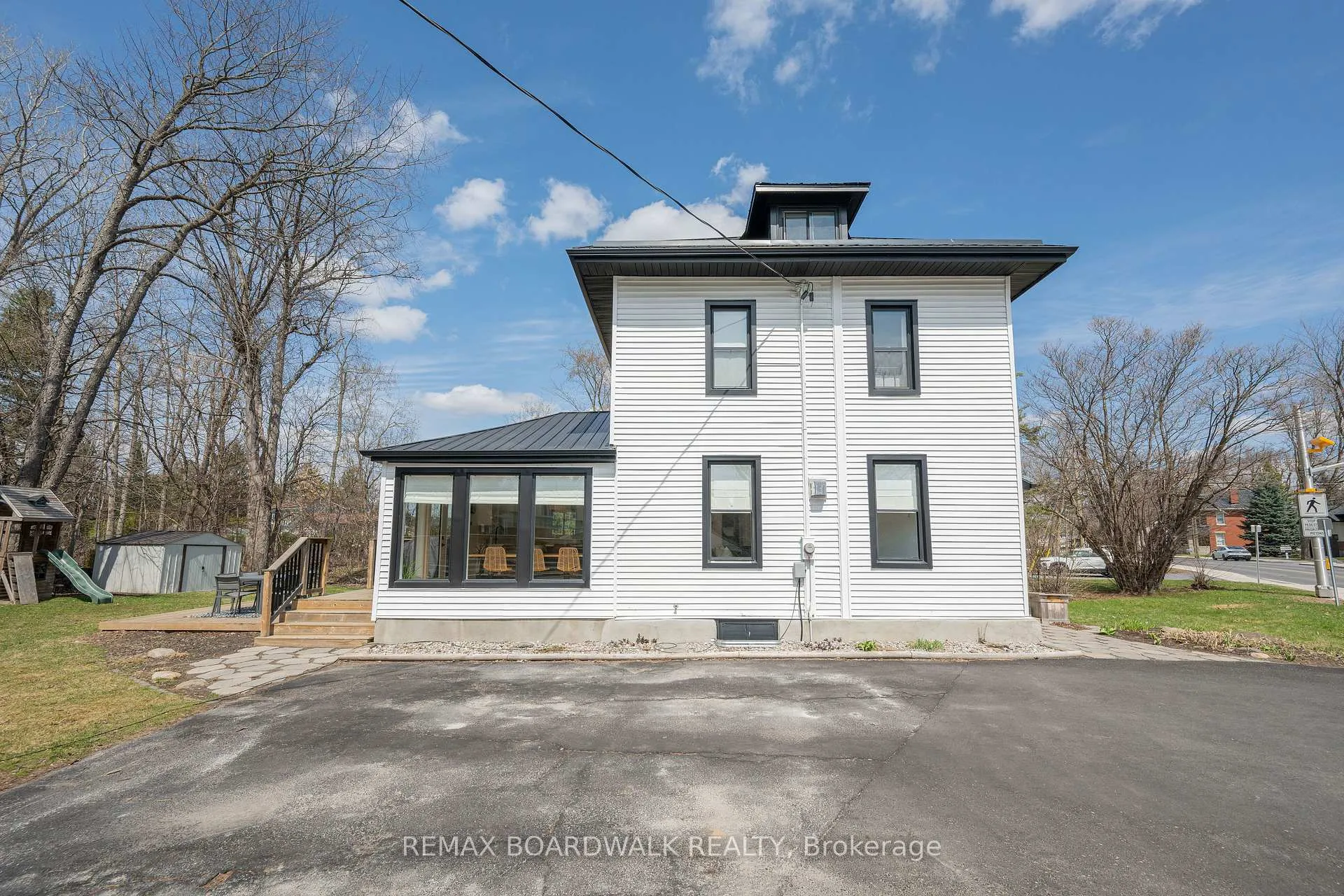 Photo 40 of 62 Craig Street, Russell, Village of Russell — HOMEH
