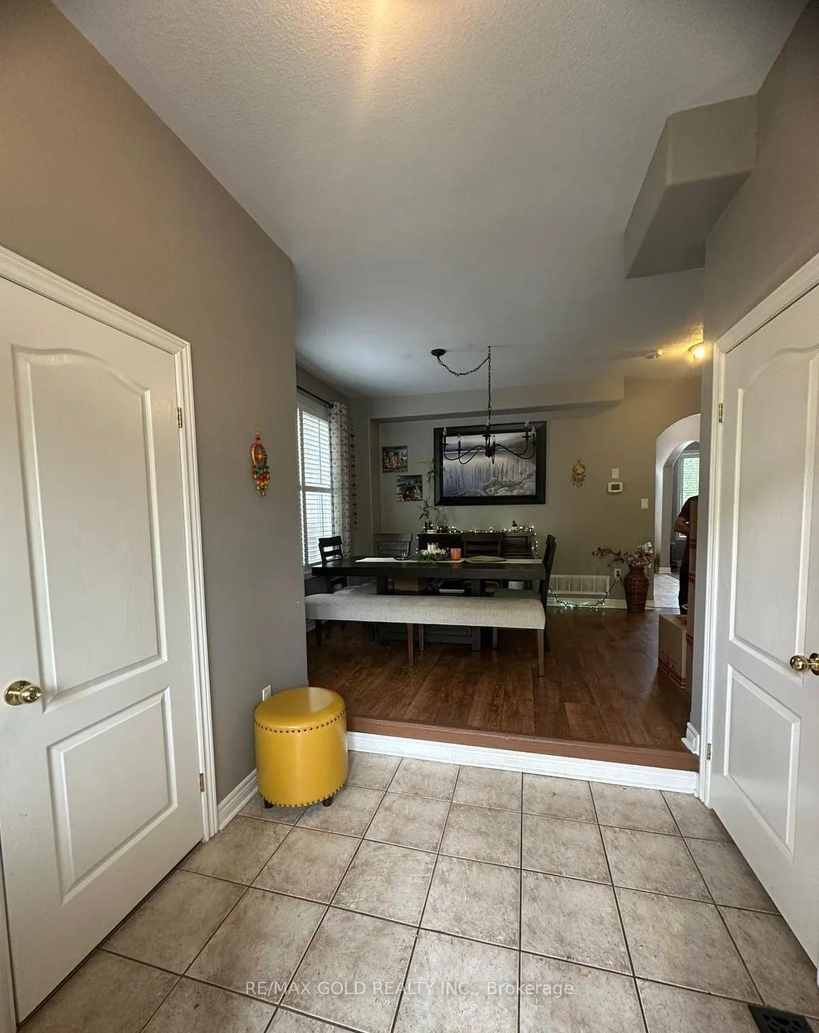 Photo 5 of 28 Sovereign's Gate, Barrie, Innis-Shore — HOMEH