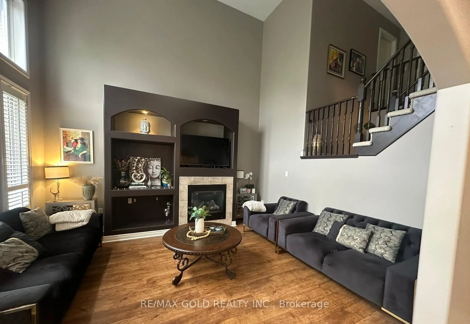 Photo 8 of 28 Sovereign's Gate, Barrie, Innis-Shore — HOMEH