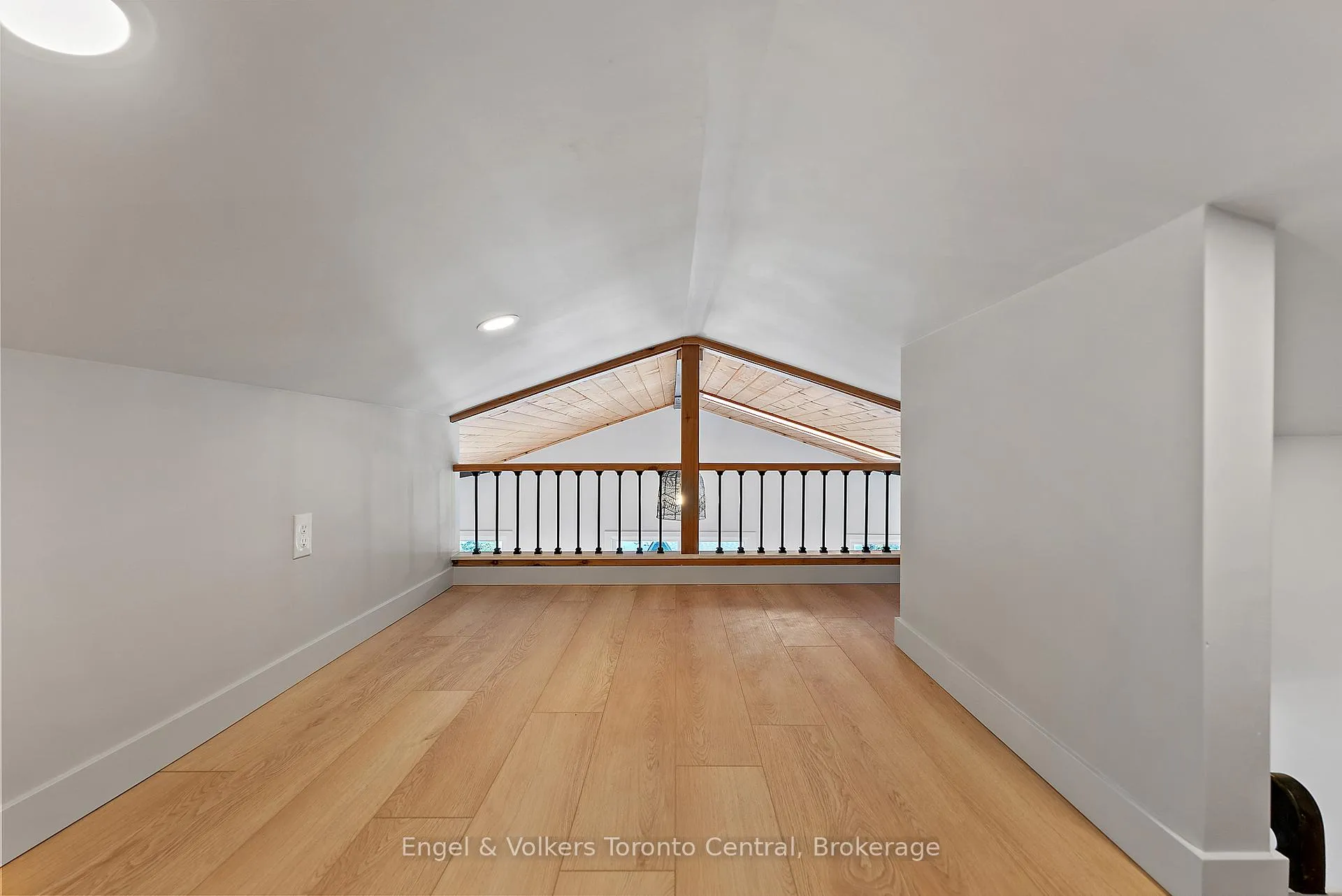 Photo 17 of 1457 Lake Joseph Road, Seguin — HOMEH