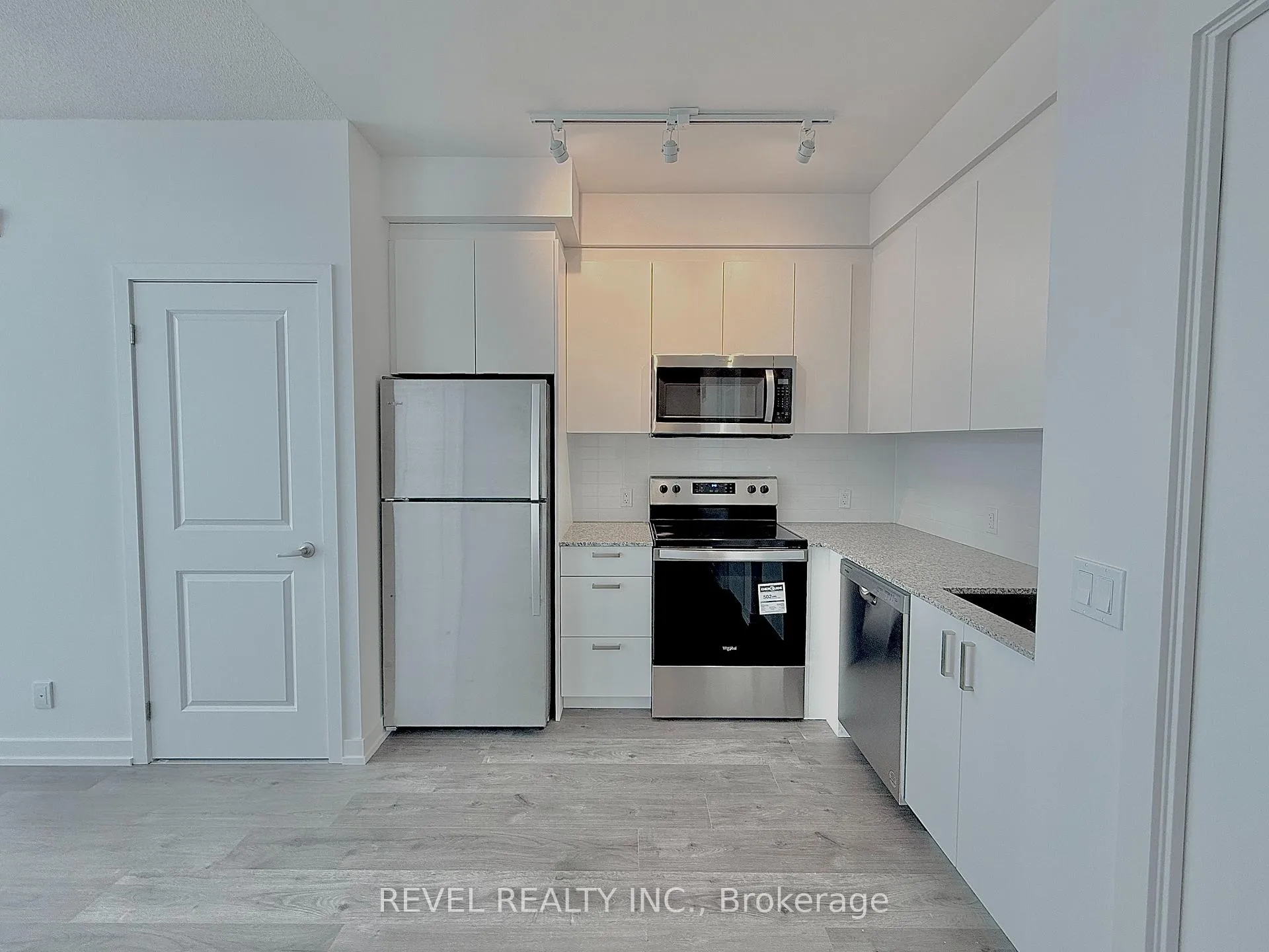 Photo 9 of Unit 318, 1010 Dundas Street E, Whitby, Pringle Creek — HOMEH