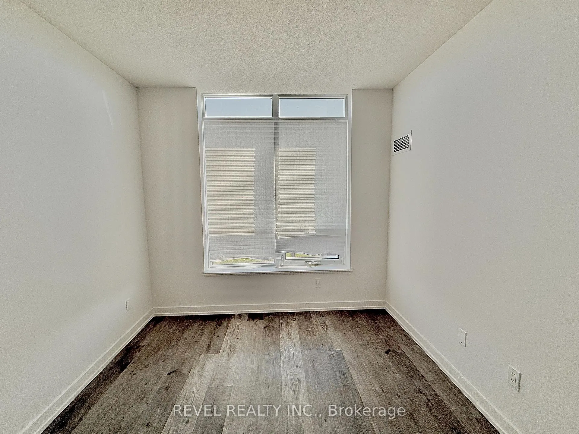 Photo 17 of Unit 318, 1010 Dundas Street E, Whitby, Pringle Creek — HOMEH