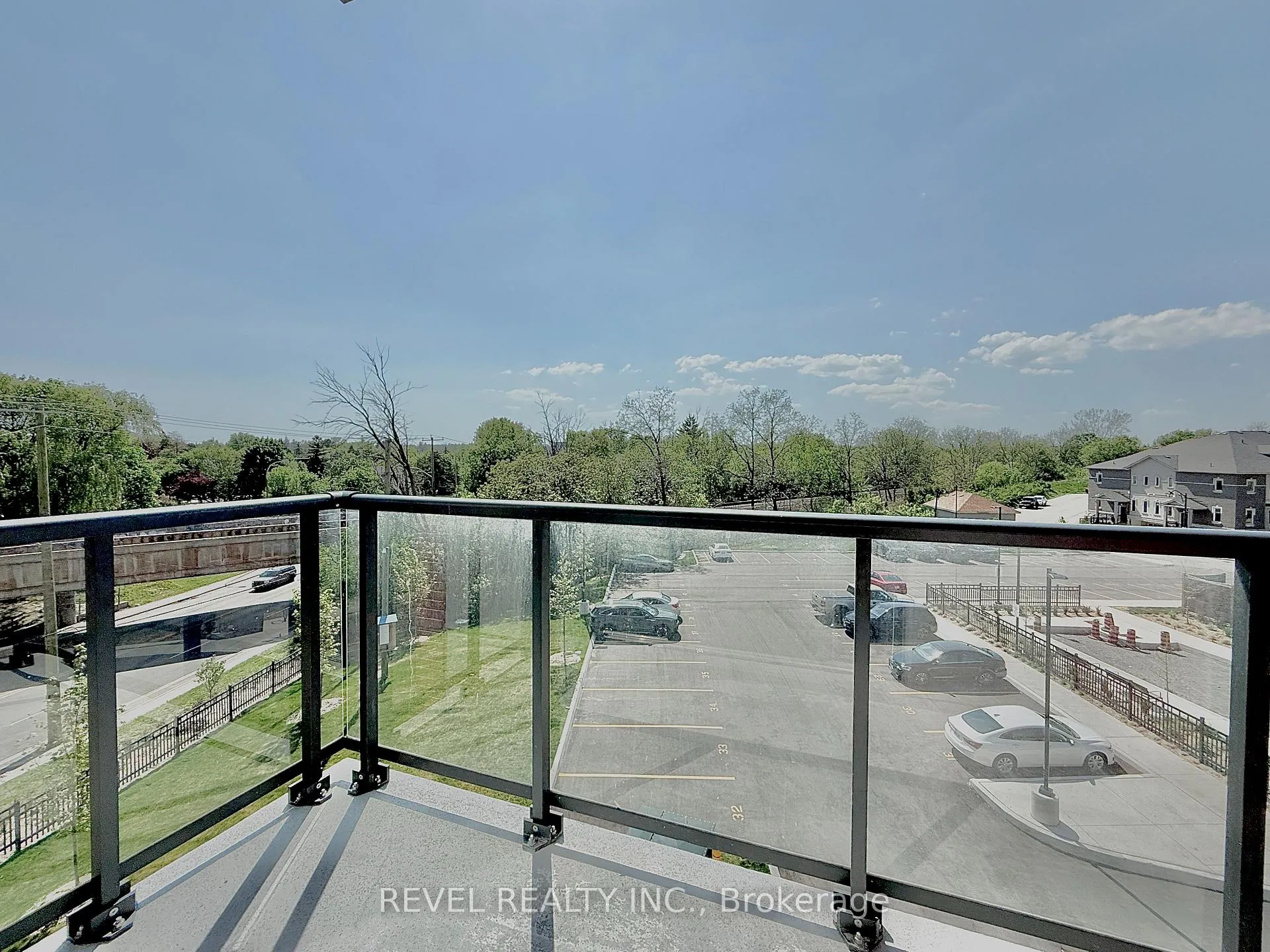 Photo 19 of Unit 318, 1010 Dundas Street E, Whitby, Pringle Creek — HOMEH