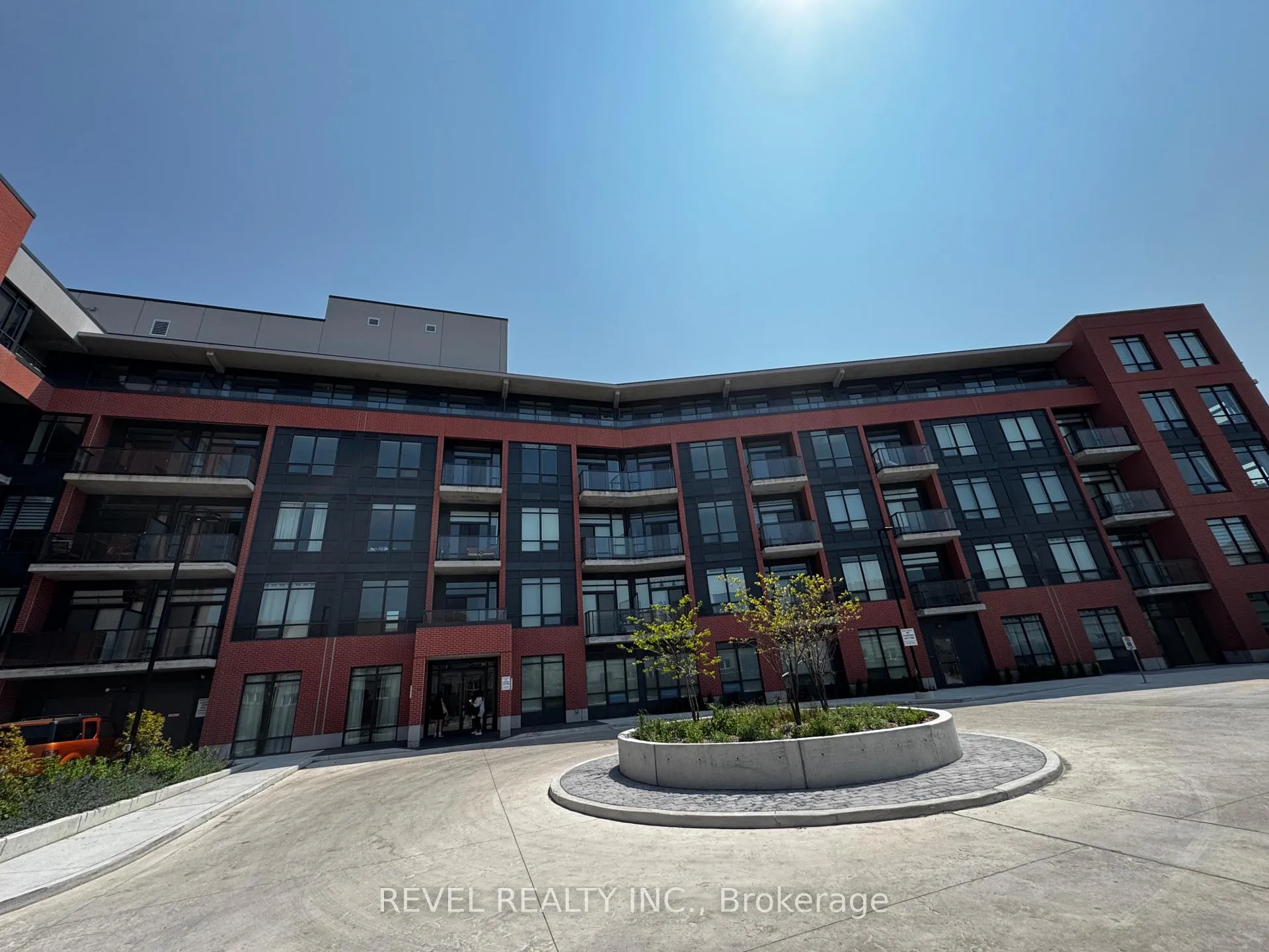 Photo 20 of Unit 318, 1010 Dundas Street E, Whitby, Pringle Creek — HOMEH