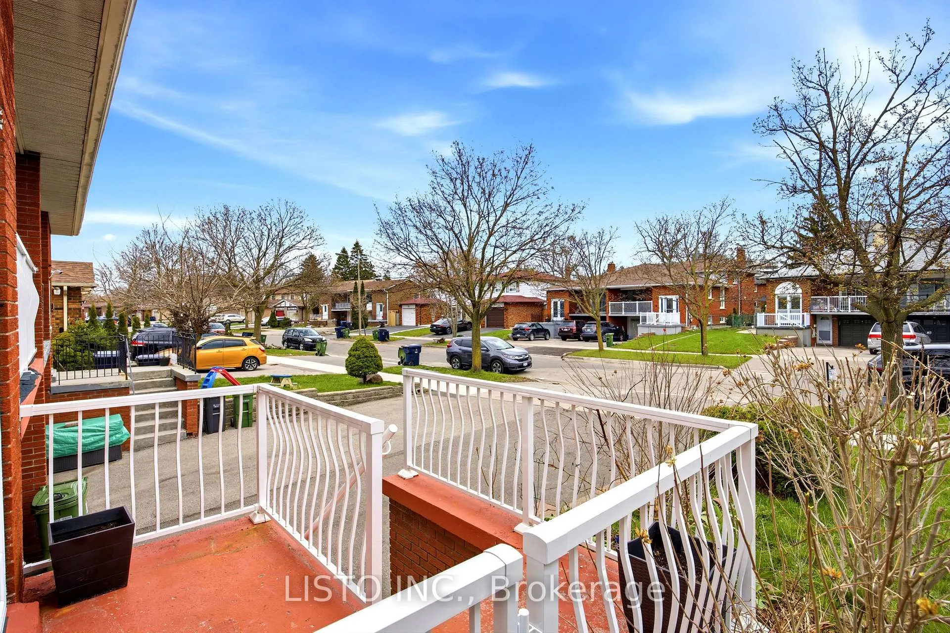 Photo 3 of 43 Robbinstone Drive, Scarborough, Malvern — HOMEH
