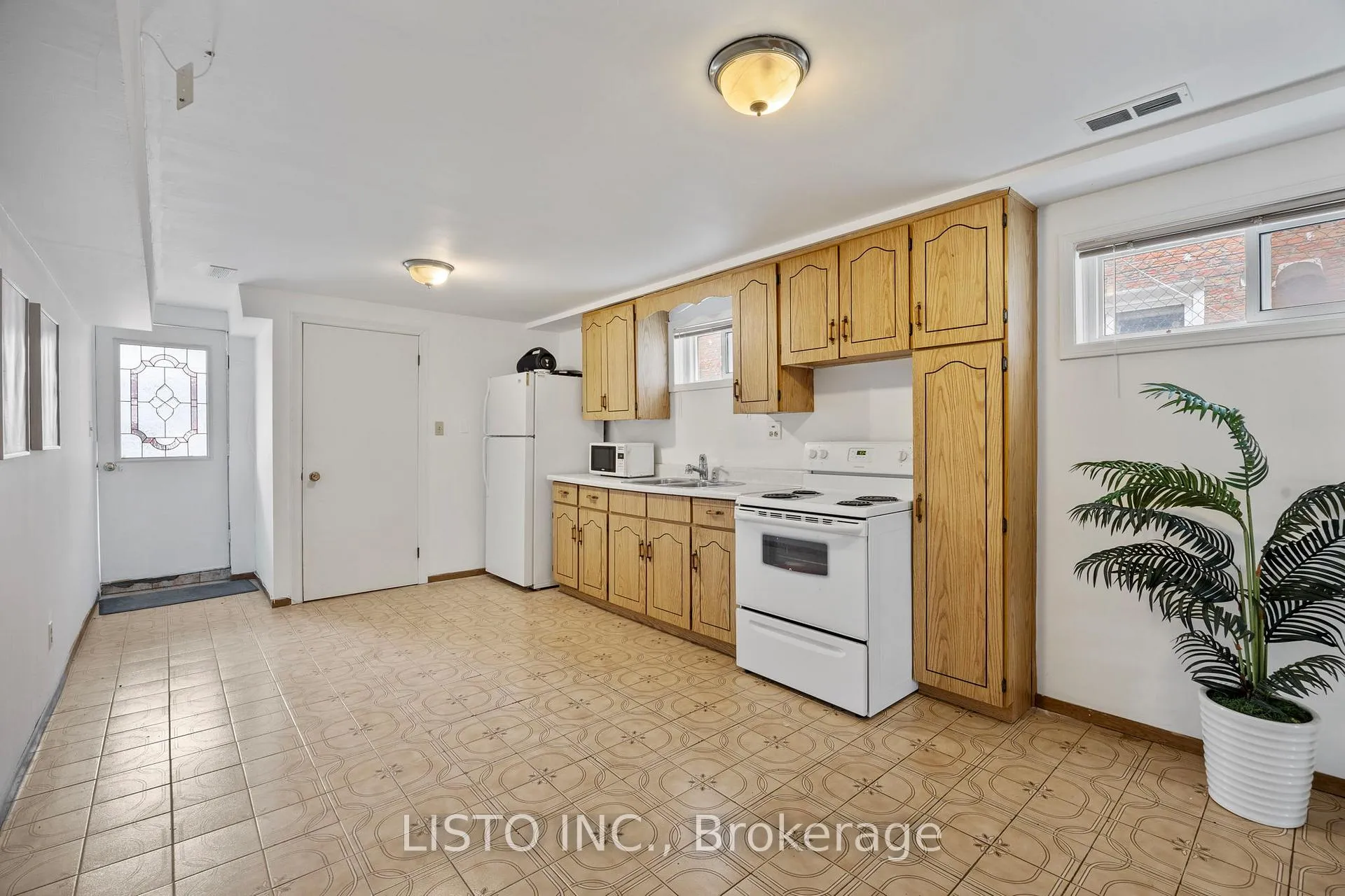 Photo 32 of 43 Robbinstone Drive, Scarborough, Malvern — HOMEH