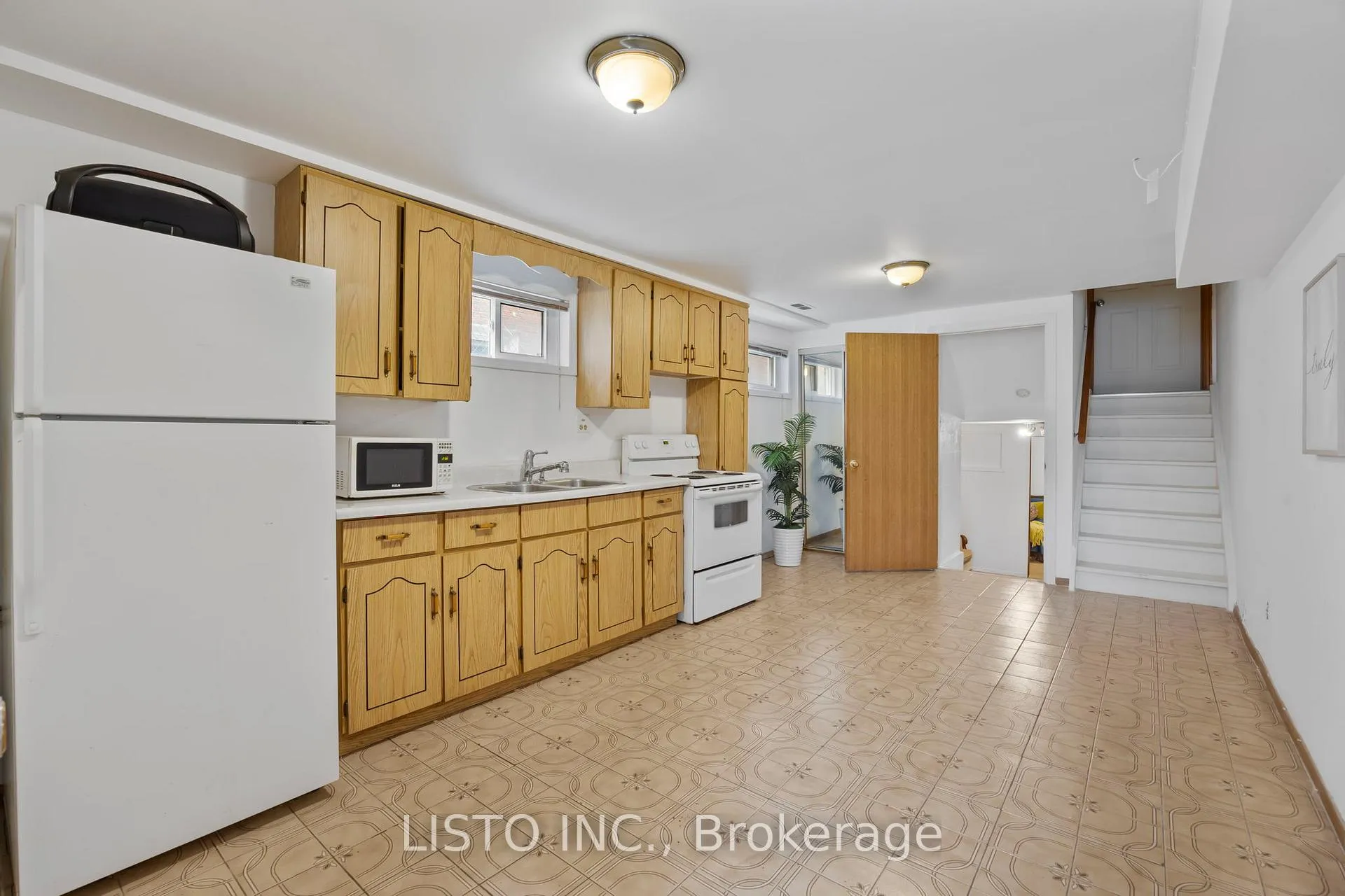 Photo 33 of 43 Robbinstone Drive, Scarborough, Malvern — HOMEH