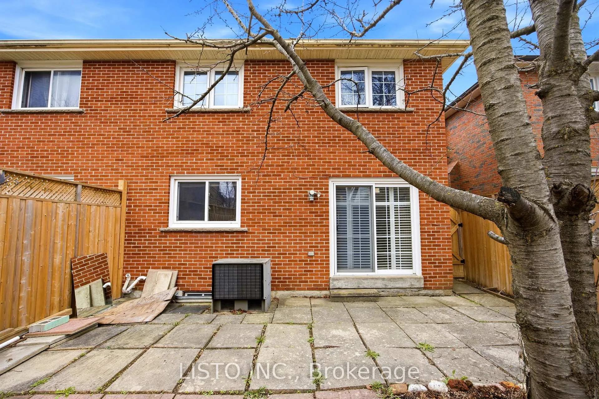 Photo 40 of 43 Robbinstone Drive, Scarborough, Malvern — HOMEH