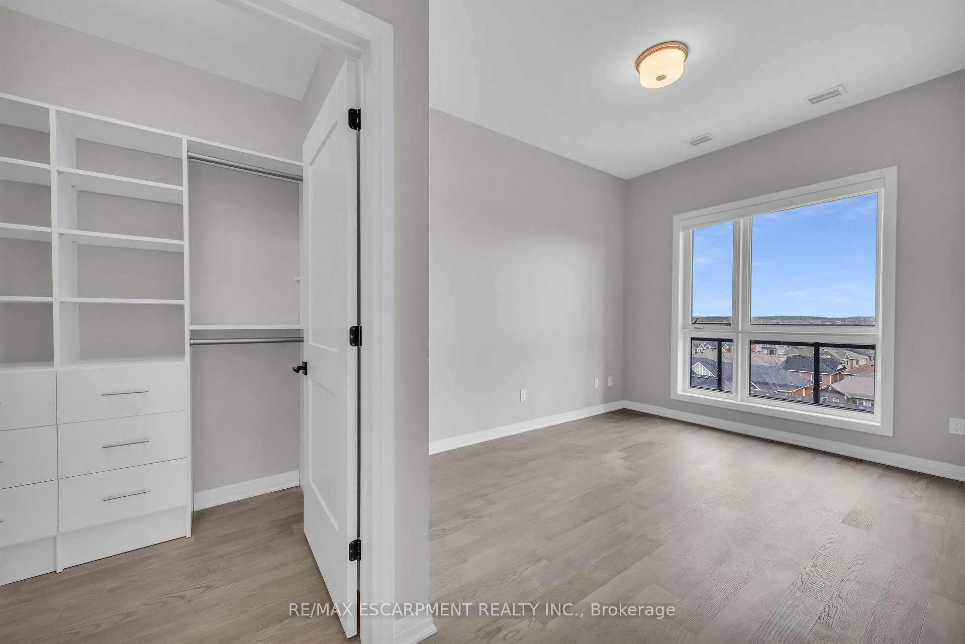 Photo 24 of Unit 601, 470 Gordon Krantz Avenue, Milton, Walker — HOMEH
