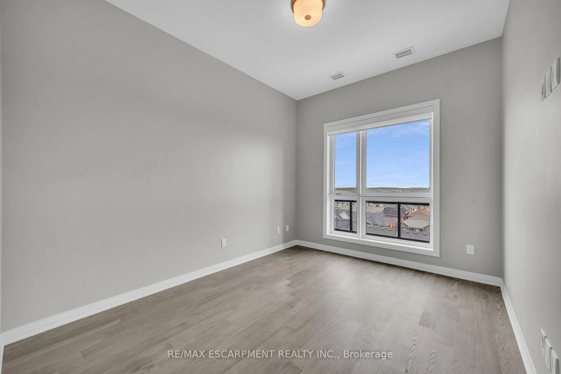 Photo 27 of Unit 601, 470 Gordon Krantz Avenue, Milton, Walker — HOMEH