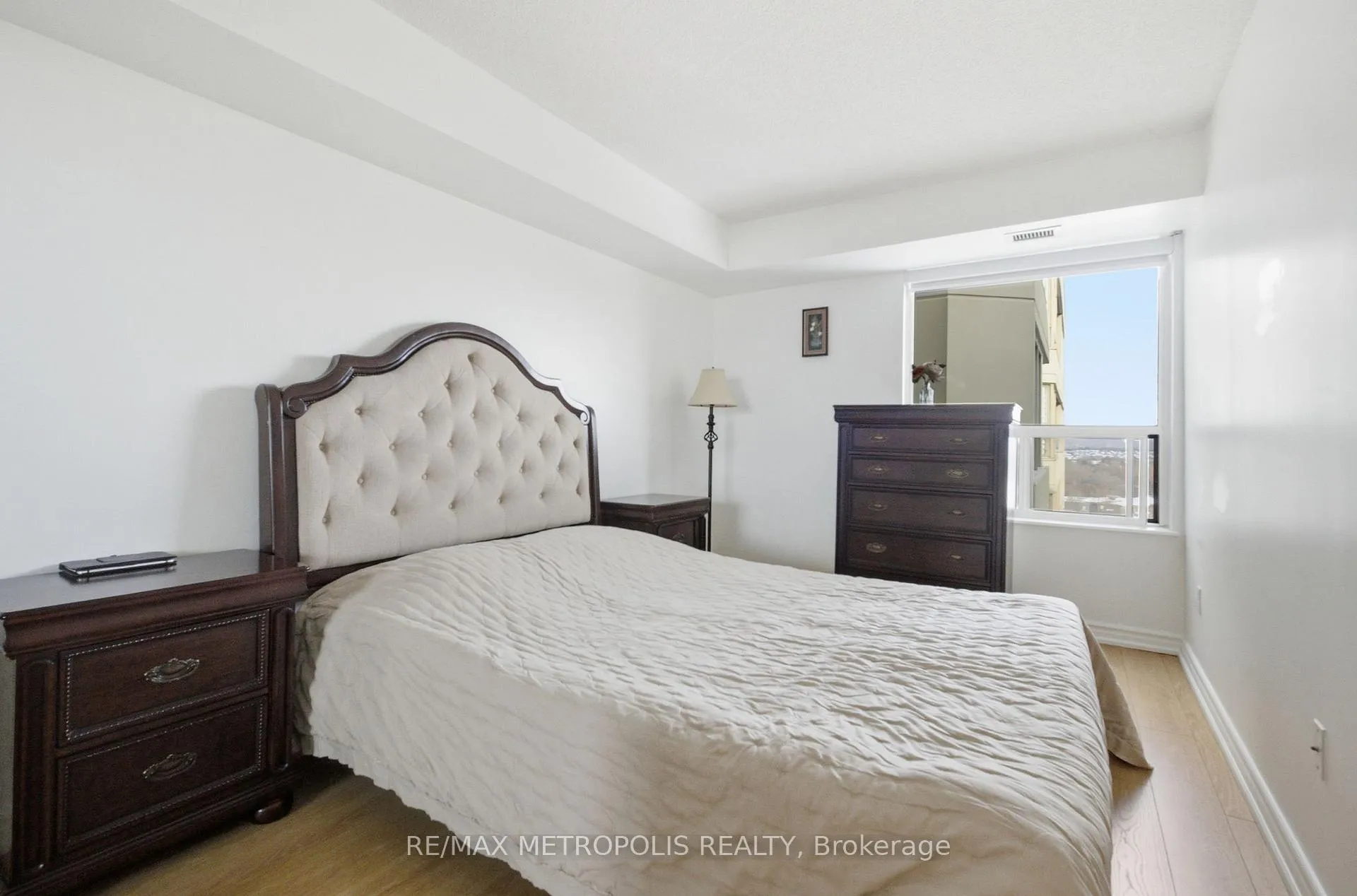 Photo 17 of Unit 1501, 11 Townsgate Drive, Vaughan, Crestwood-Springfarm-Yorkhill — HOMEH